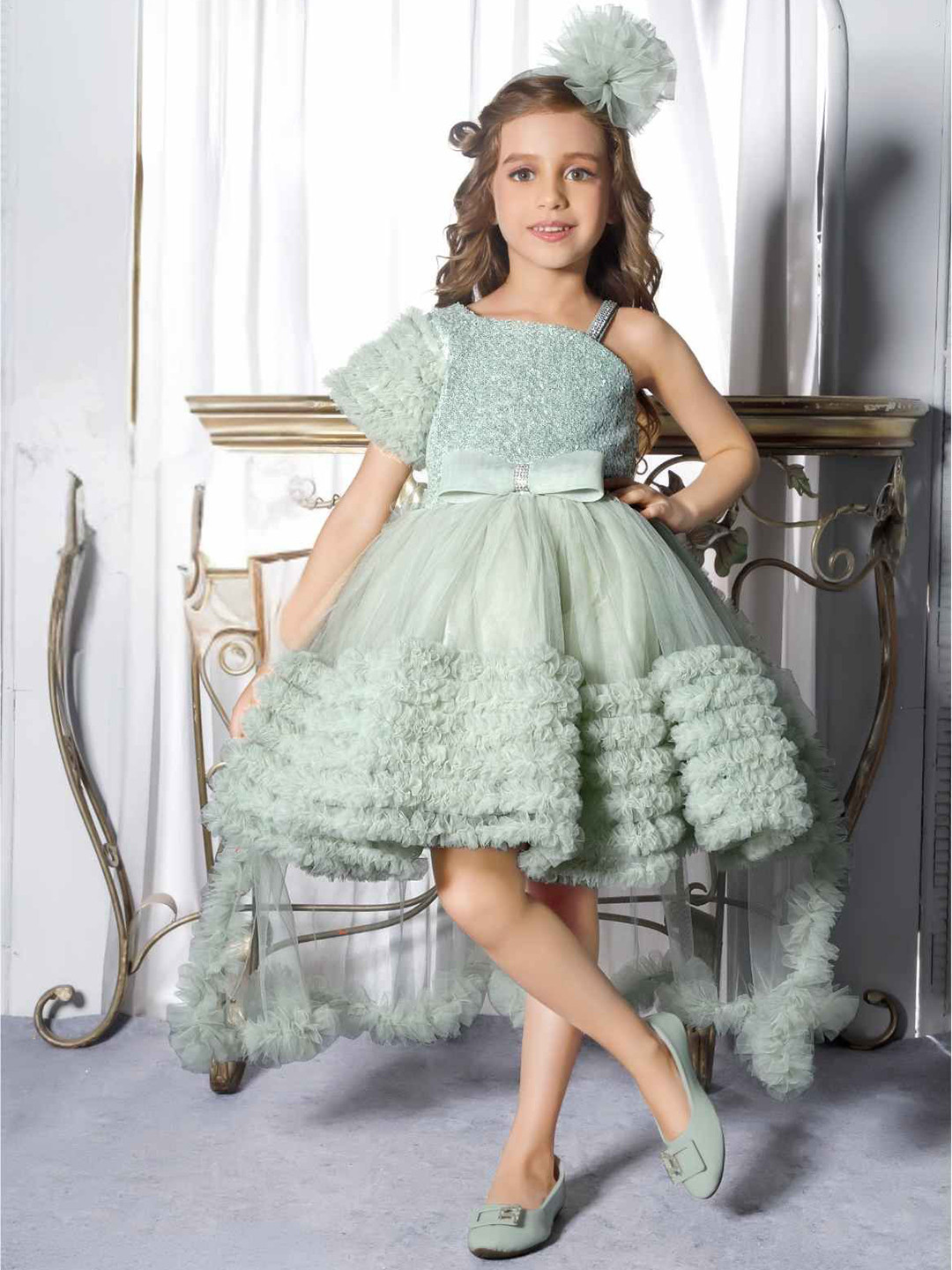 Lagorii Girls Sequins Work With Bow Embellished Party Wear Tailback Frock - Green