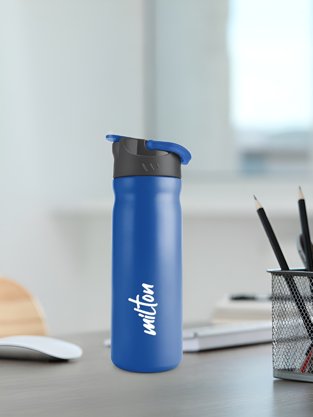 Milton Max 600 Blue Stainless Steel Spill Proof Sipper - 500ml