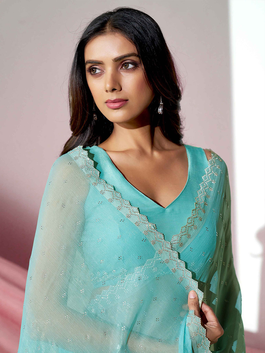 Sangria Embellished Shimmer Saree With Blouse Piece