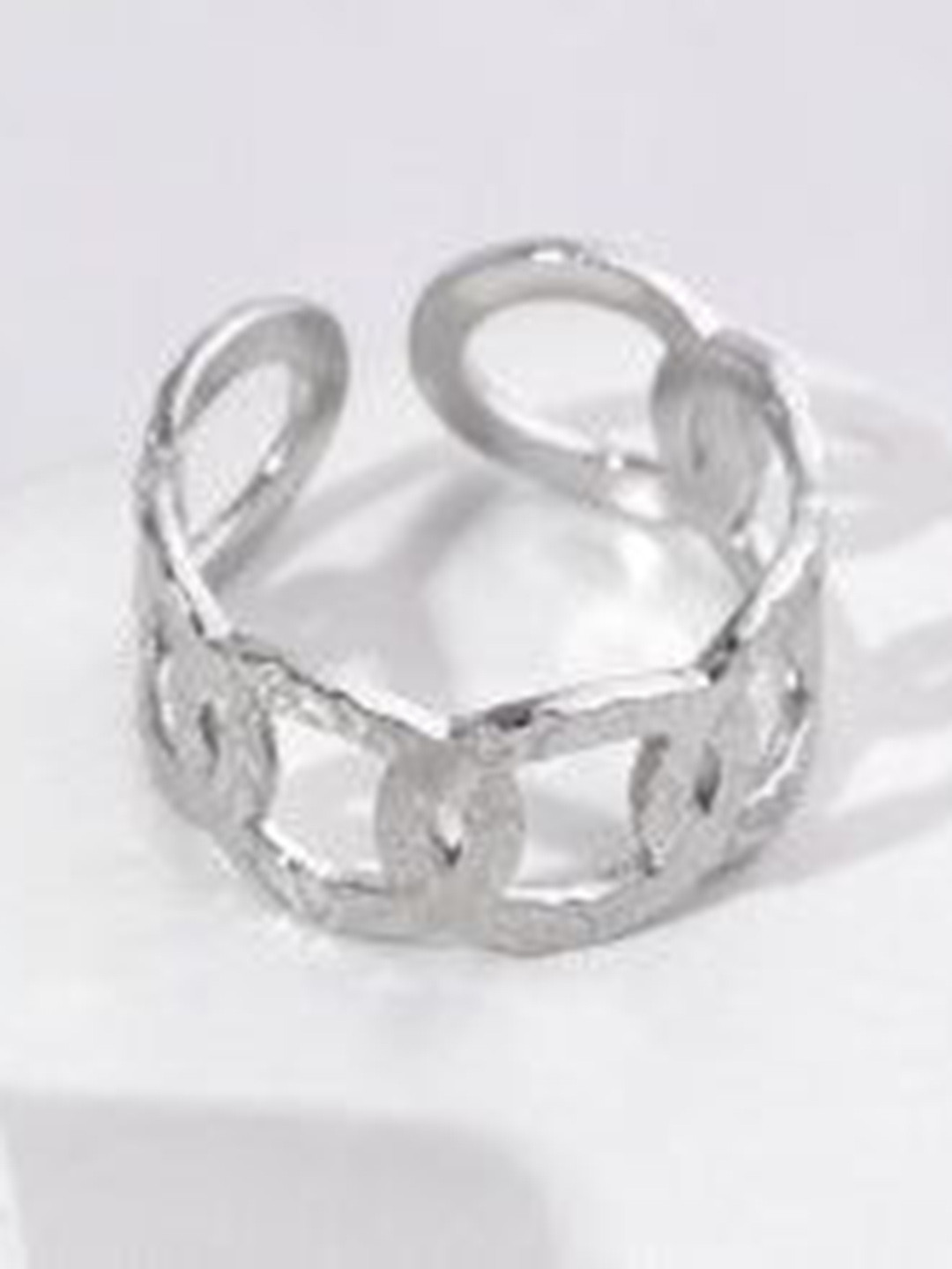 Just Lil Things Textured Adjustable Finger Ring