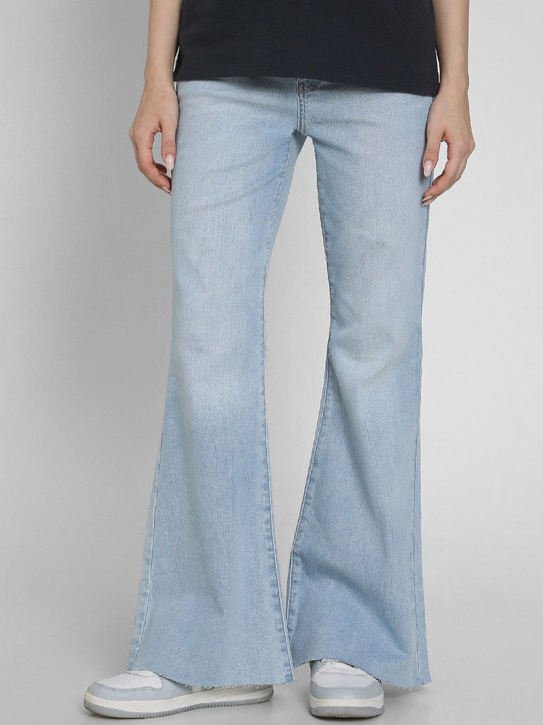AMERICAN EAGLE OUTFITTERS Women Flared Light Fade Jeans