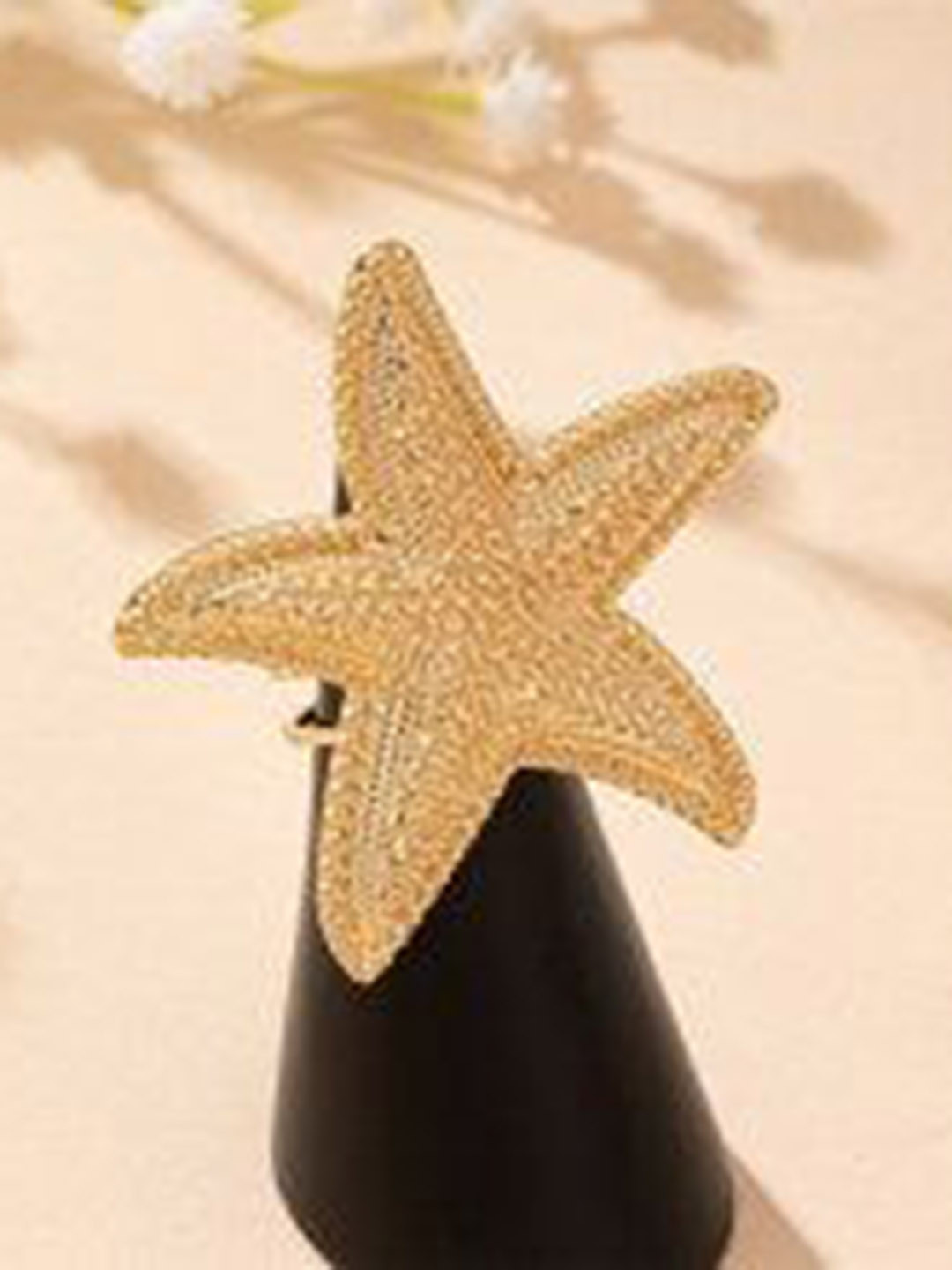 Just Lil Things Starfish Cocktail Finger Ring
