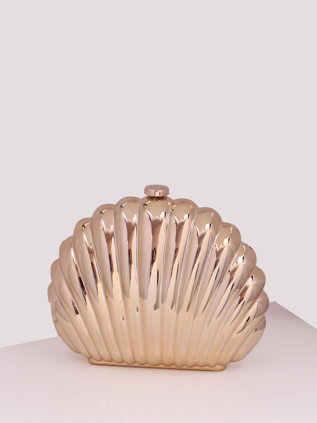 TREASO CLOSET Bucket Sling Bag with Quilted