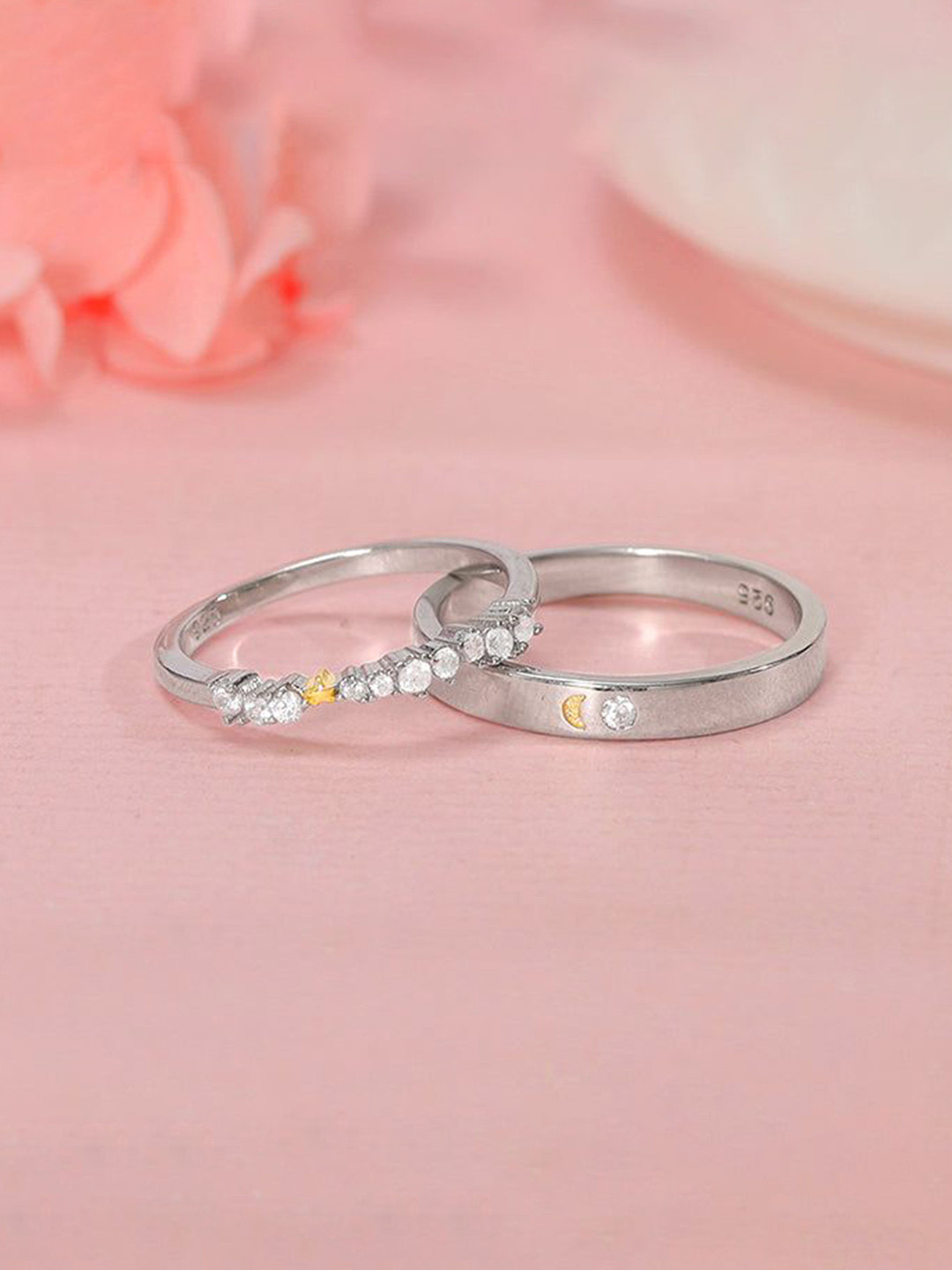 GIVA Unisex Set of 2 CZ-Studded 925 Silver Dual Tone Longing Couple Bands Rings