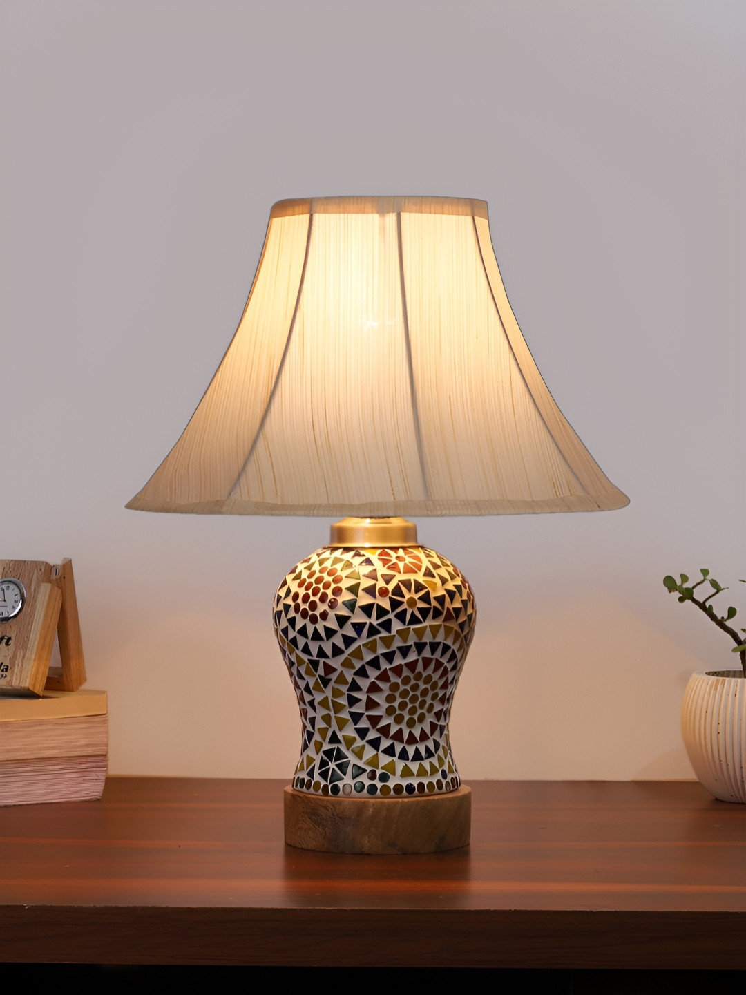 Devansh Off White & Green Textured Wooden Traditional Frusturical Shaped Table Lamp