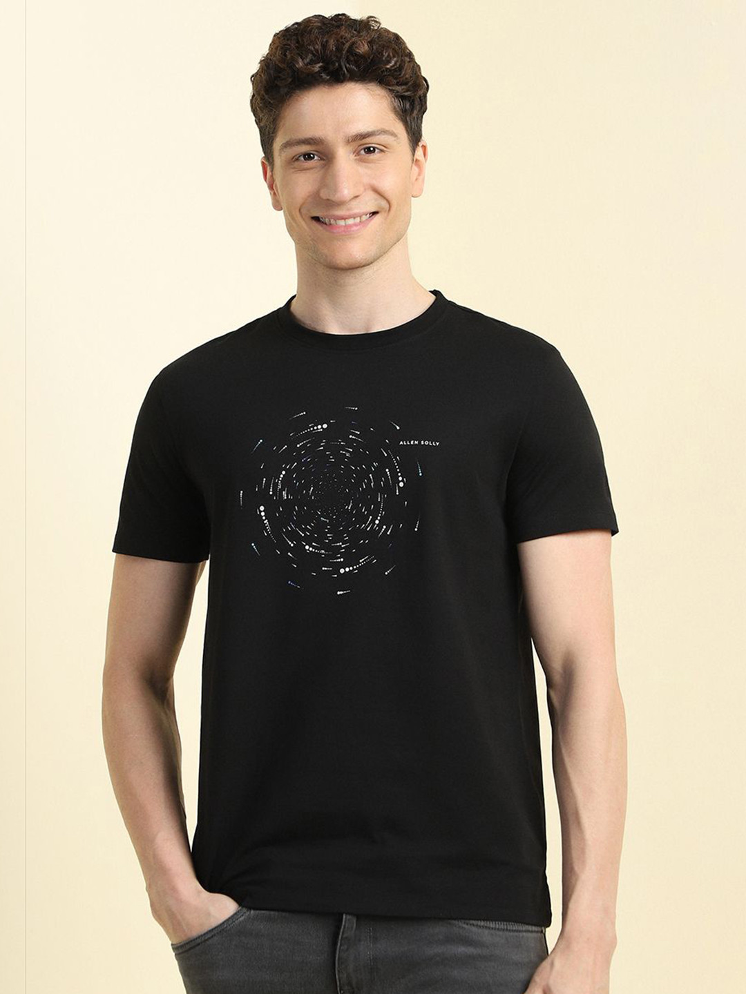 Allen Solly Men Printed Slim Fit T-shirt
