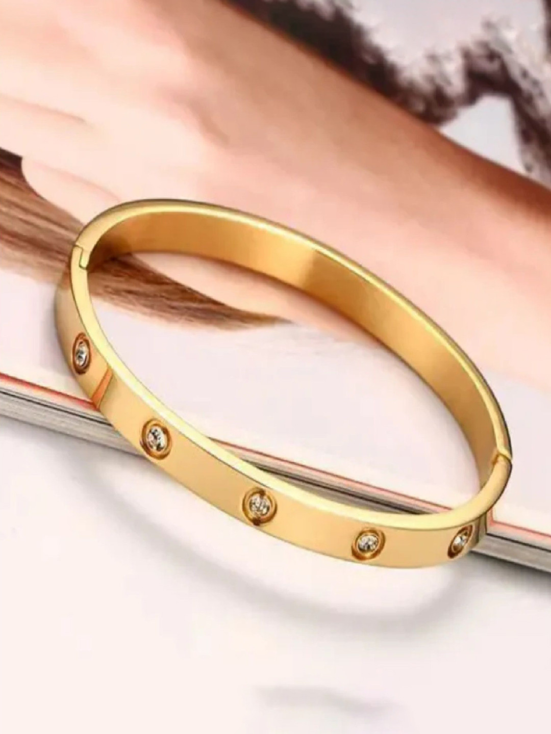 Crazy Fashion Cartier Gold-Plated Cubic Zirconia Studded Enamelled Charm Bracelet