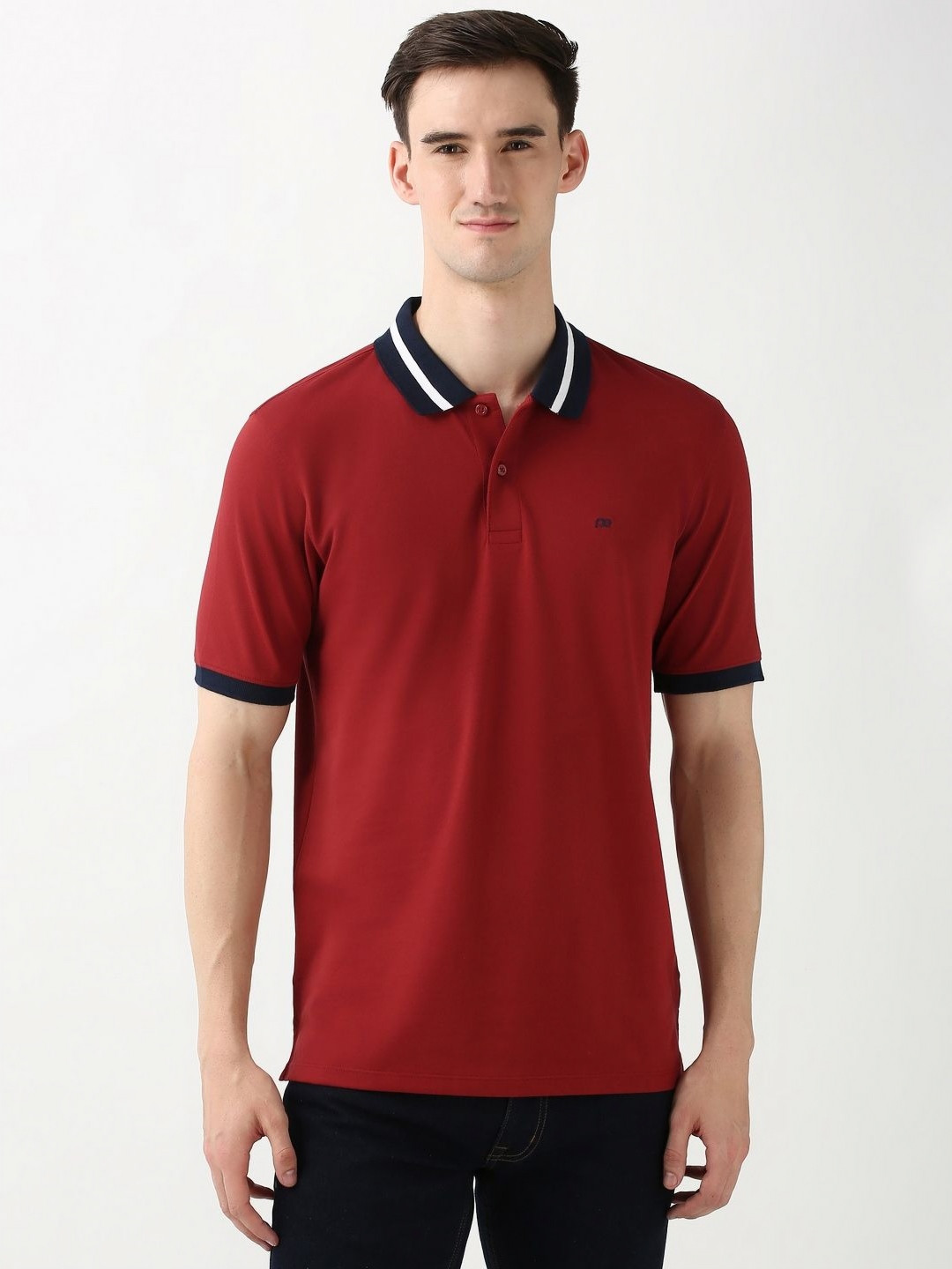 Peter England Regular fit solid polo collar tshirt