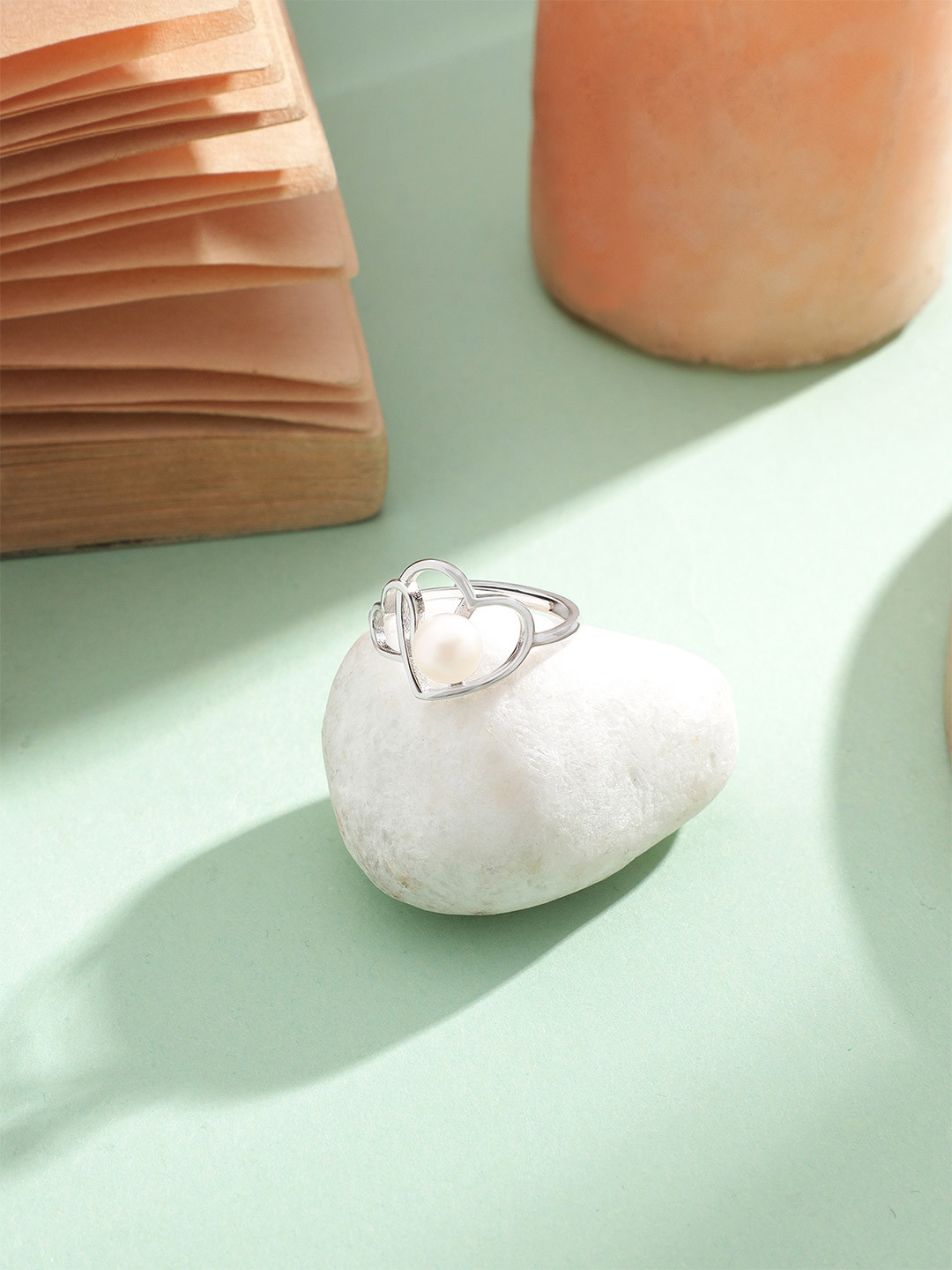 DIAVO 925 Sterling Silver Dual Heart Embrace Rhodium-Plated Pearl Beaded Finger Ring
