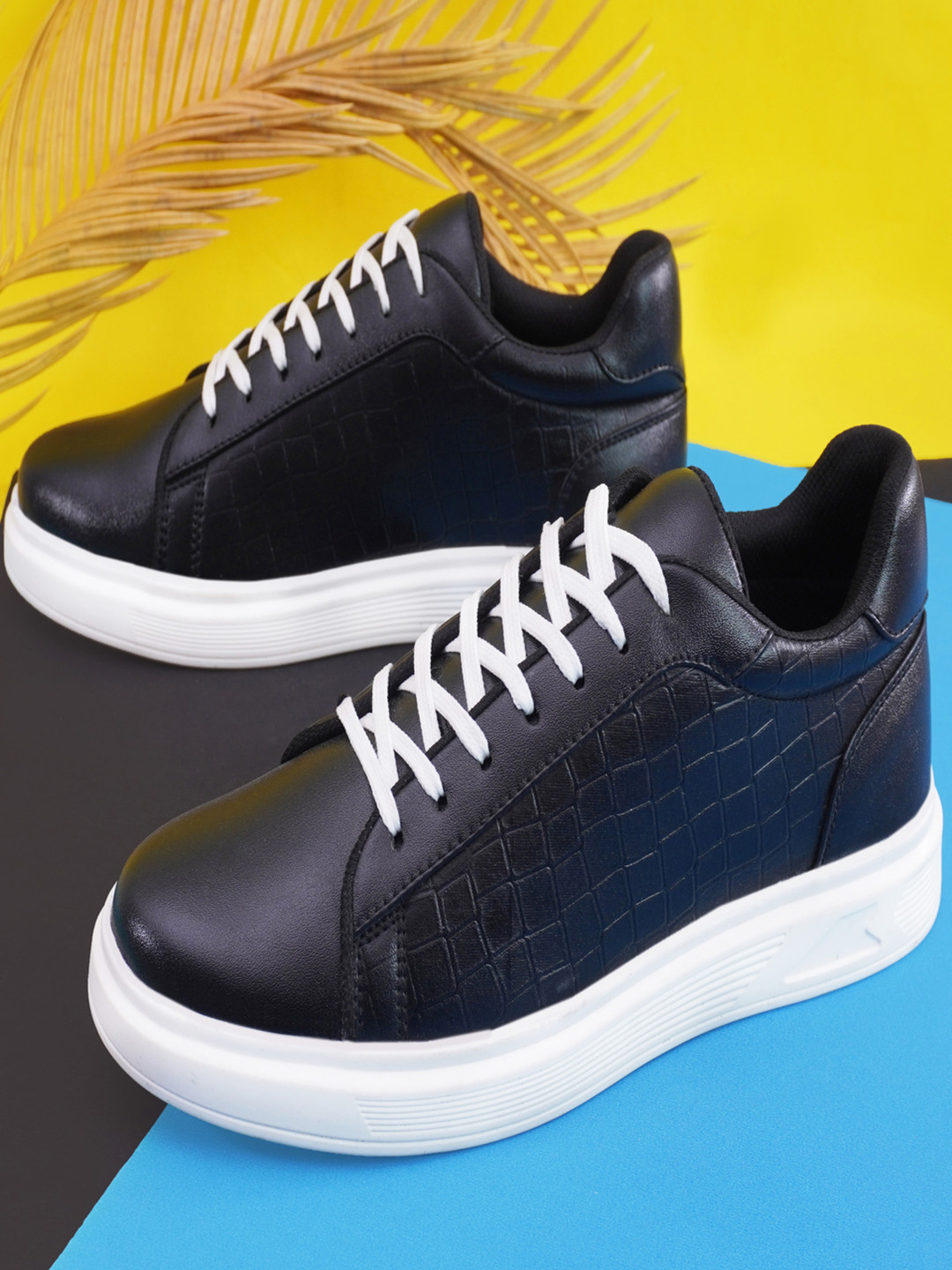 Arber Kenton Men Lace-Ups Sneakers
