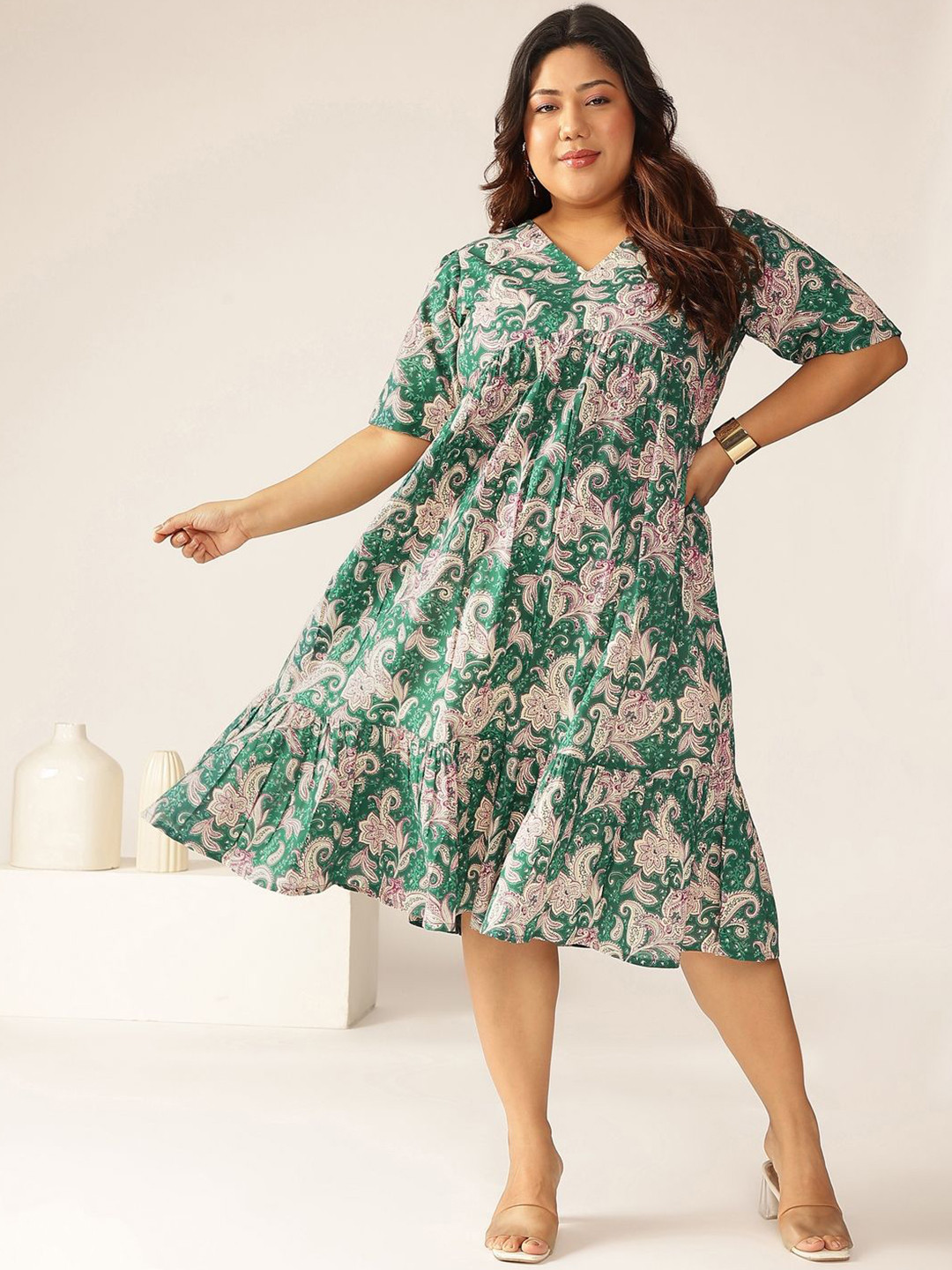 Janasya Women's Plus Size Green Pure Cotton Floral Printed Tiered Dress