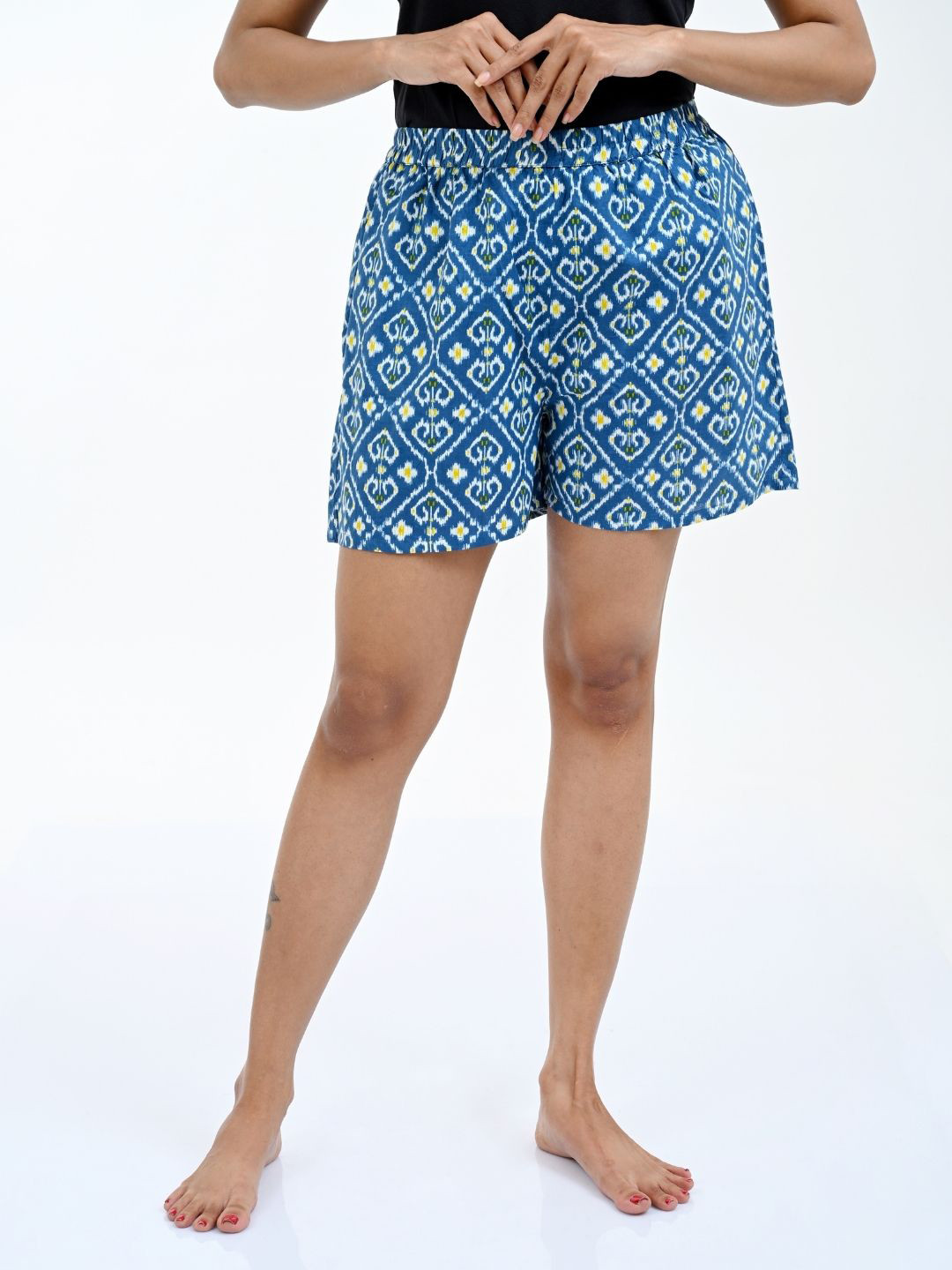30 Looks Women Printed Shorts