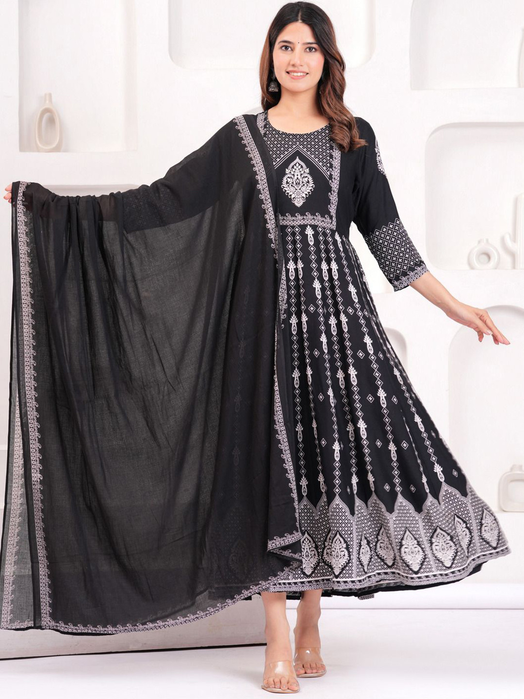 Sarai Ethnic Motifs Printed Round Neck Anarkali Kurta With Dupatta