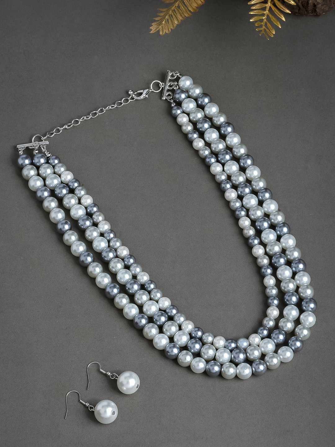 Designbox Timeless 3 Layered Pearls beaded Jewellery Set