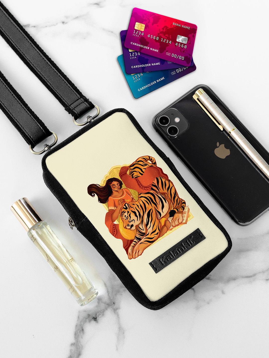 Kalankit Animal Printed Mobile Sling Pouch