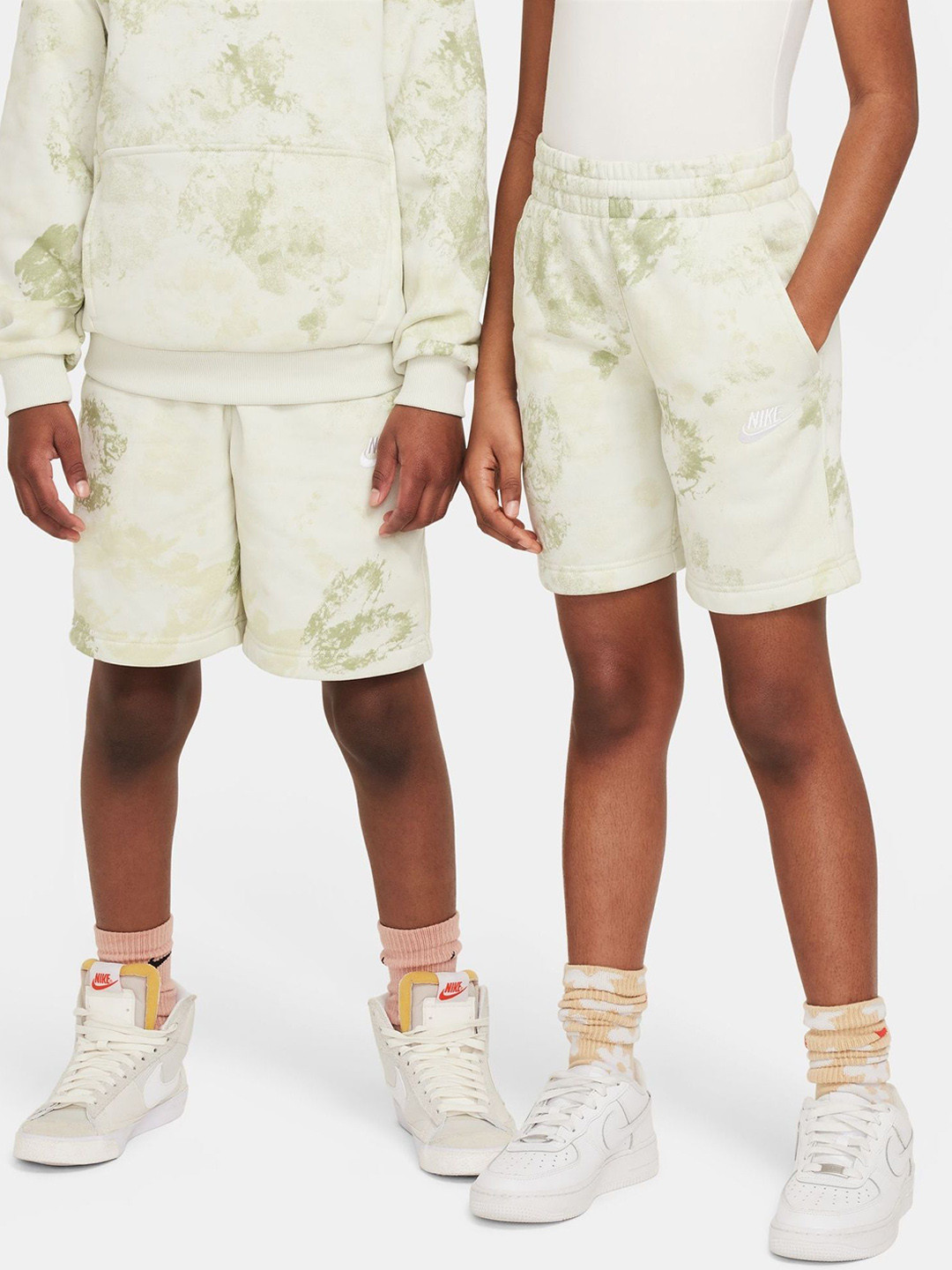 Nike Sportswear Club Fleece Older Kids' French Terry Shorts