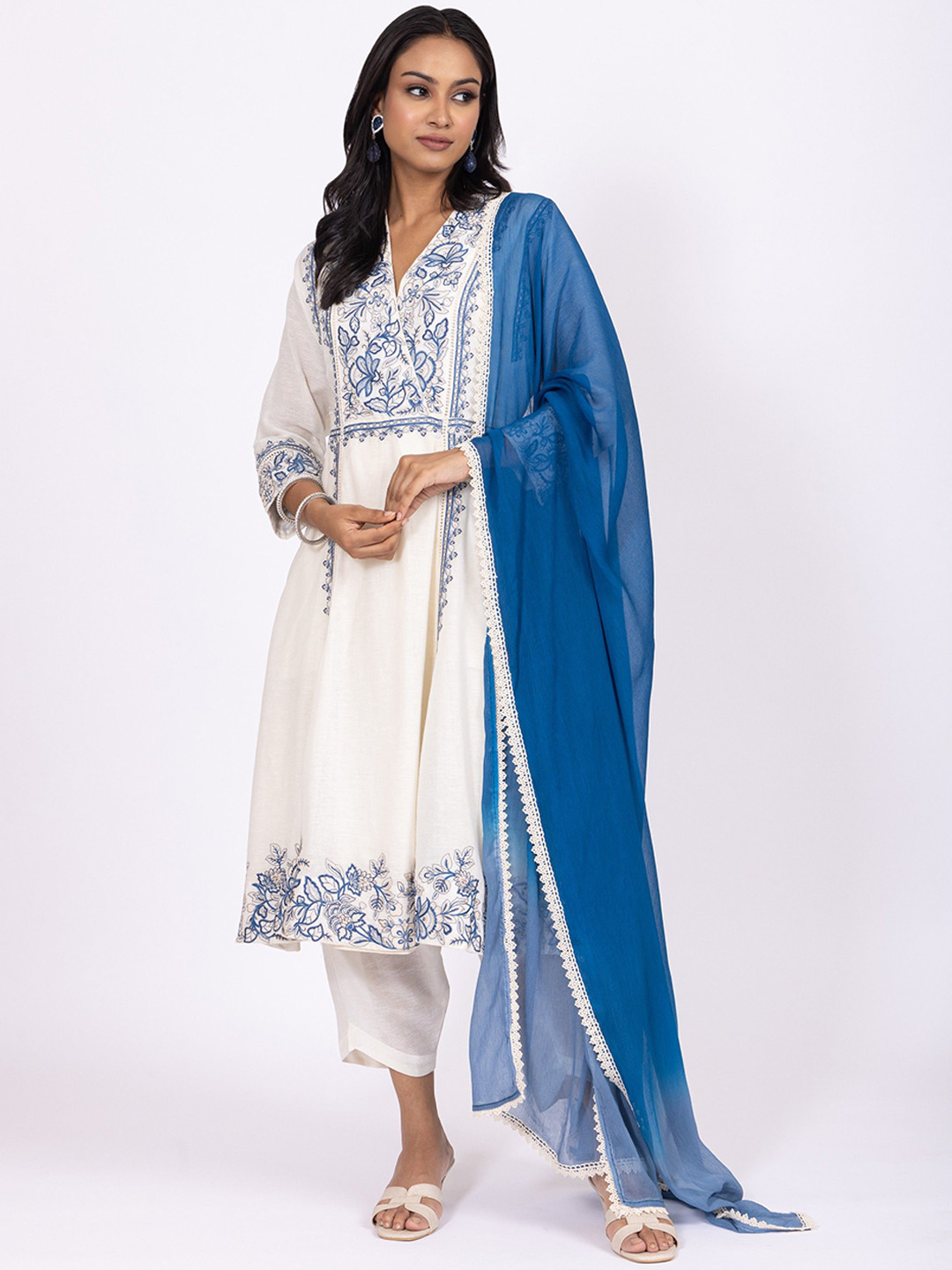 Label Naariti Floral Embroidered Thread Work A-Line Kurta With Trousers And Dupatta