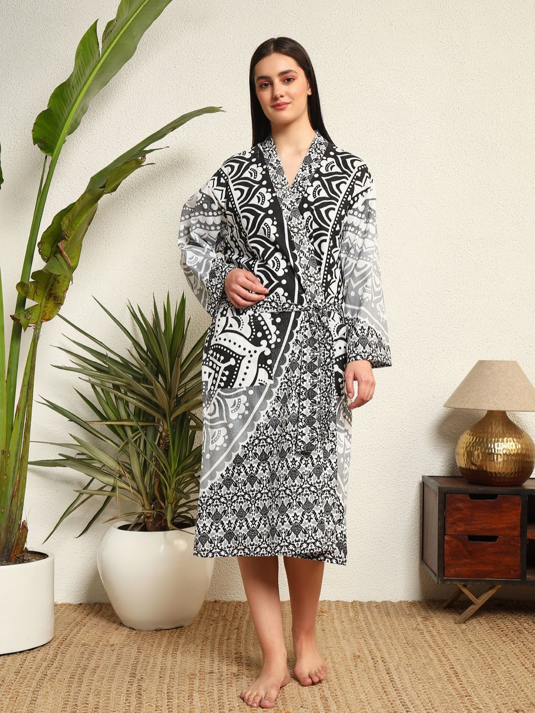 HANDICRAFT PALACE Mandala White Ethnic Motifs Cotton Drawstring Midi Bath Robe