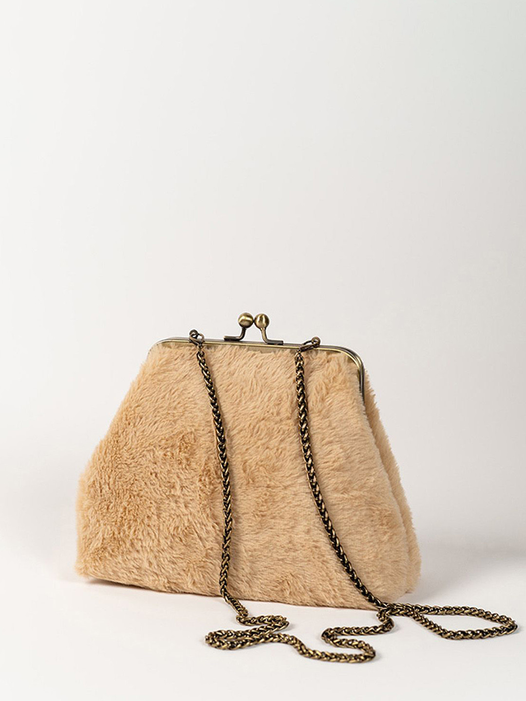 Theater Portia Fur Sling Bag
