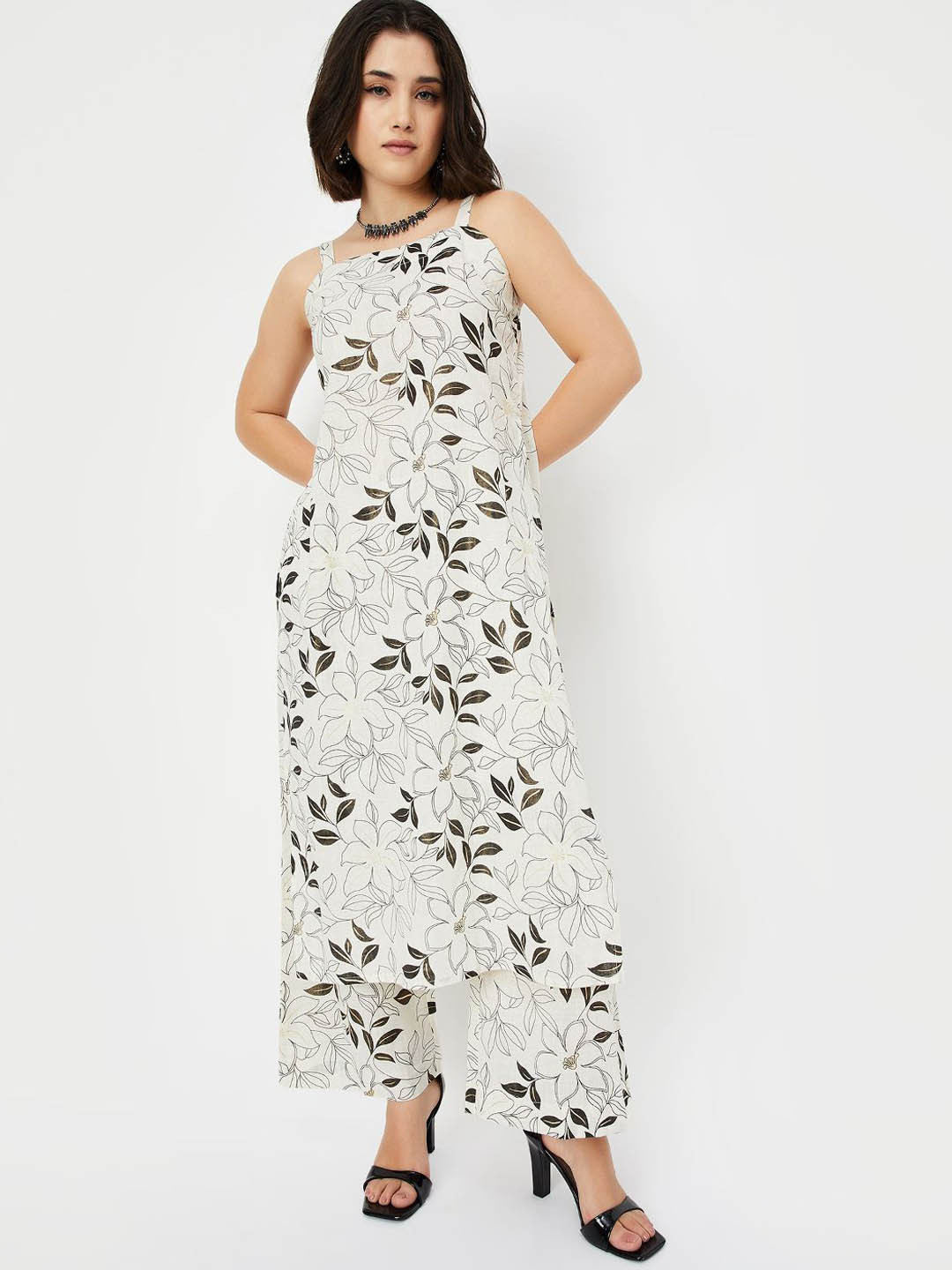 maxFloral Printed Shoulder Straps Sleeveless Straight Kurta with Palazzo