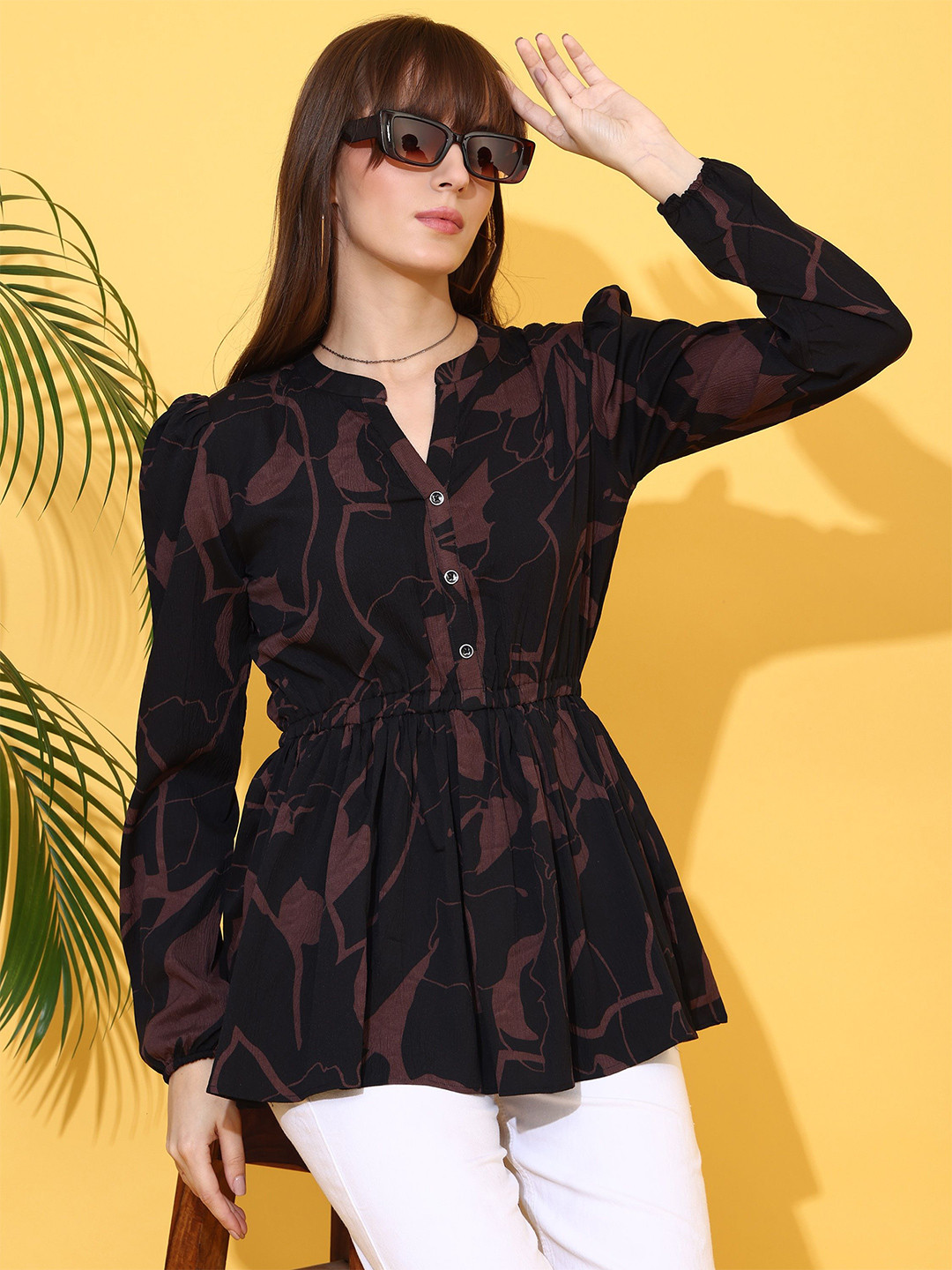 De La Moda Floral Print Mandarin Collar Crepe Top