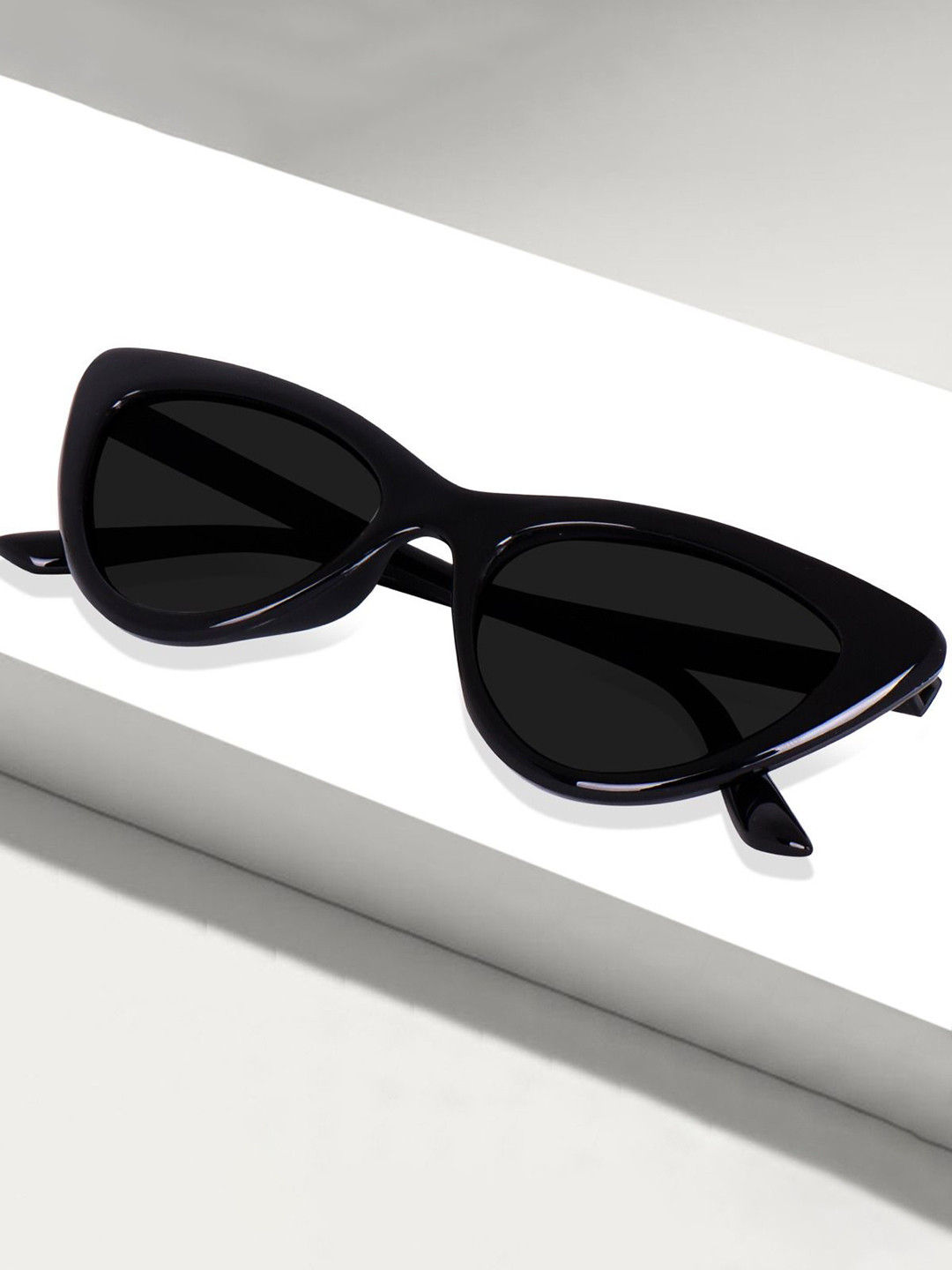 FUNGLASSES Unisex Cateye Sunglasses with UV Protected Lens CATEYE LOCAL BLK