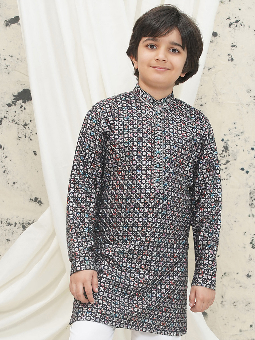 Aj DEZInES Boys Grey Embroidered Long Sleeves Sequinned Cotton Kurta