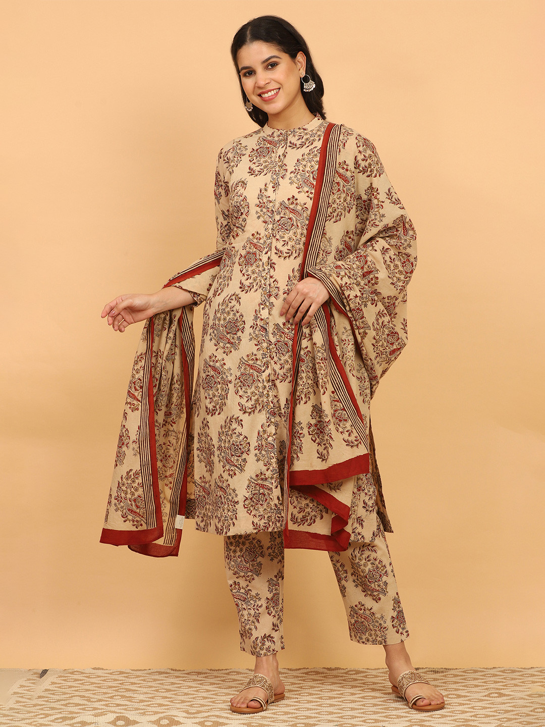 Folk Song Kalamkari Printed Mandarin Collar Pure Cotton Kurta With Pants And Dupatta