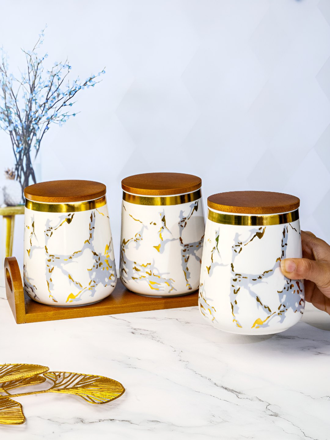 Roxx Reina White Marble Ceramic Dishwasher Safe 4 Piece Flip Top Fridge Container-700ml