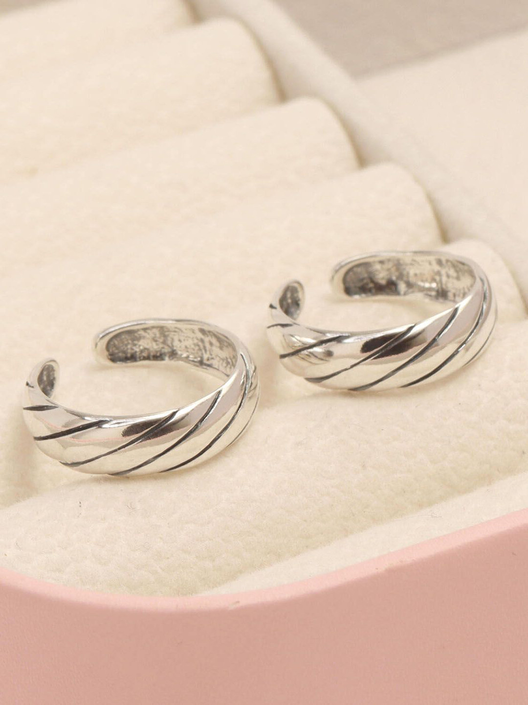 LeCalla 925 Sterling Silver Rhodium-Plated Adjustable Twisted Toe Rings