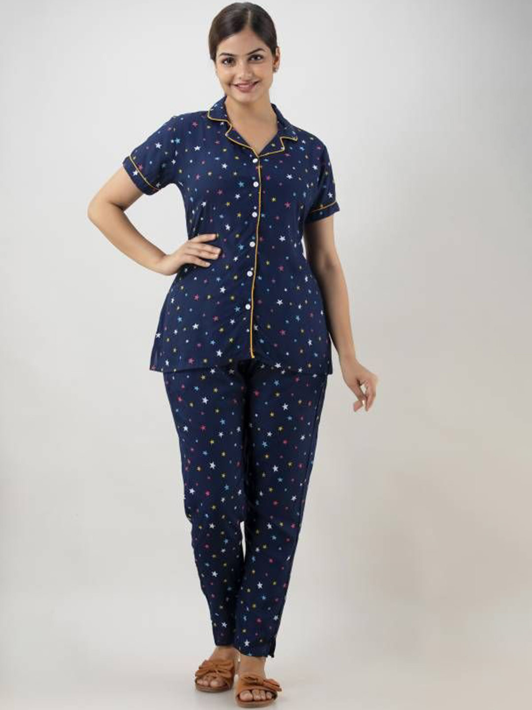 TRINABH Women Geometric Printed Night suit