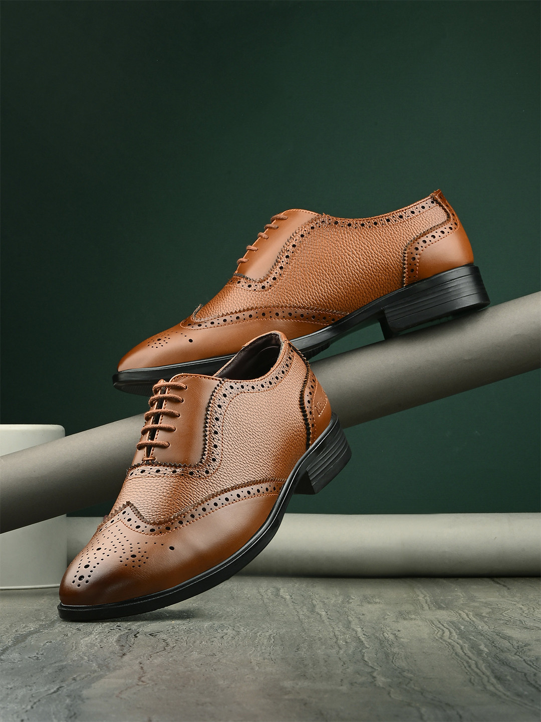 FOOTLOOSE Men Soft Comfort Lace-Ups Formal Brogues