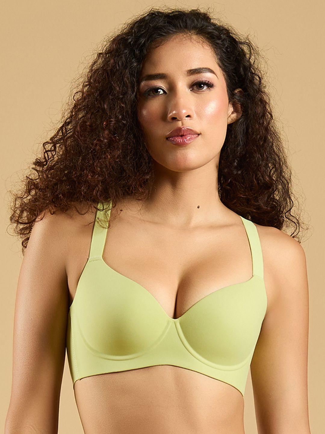 Soie Padded Full Coverage Seamless T-shirt Bra with Invisible Flexi Underwire