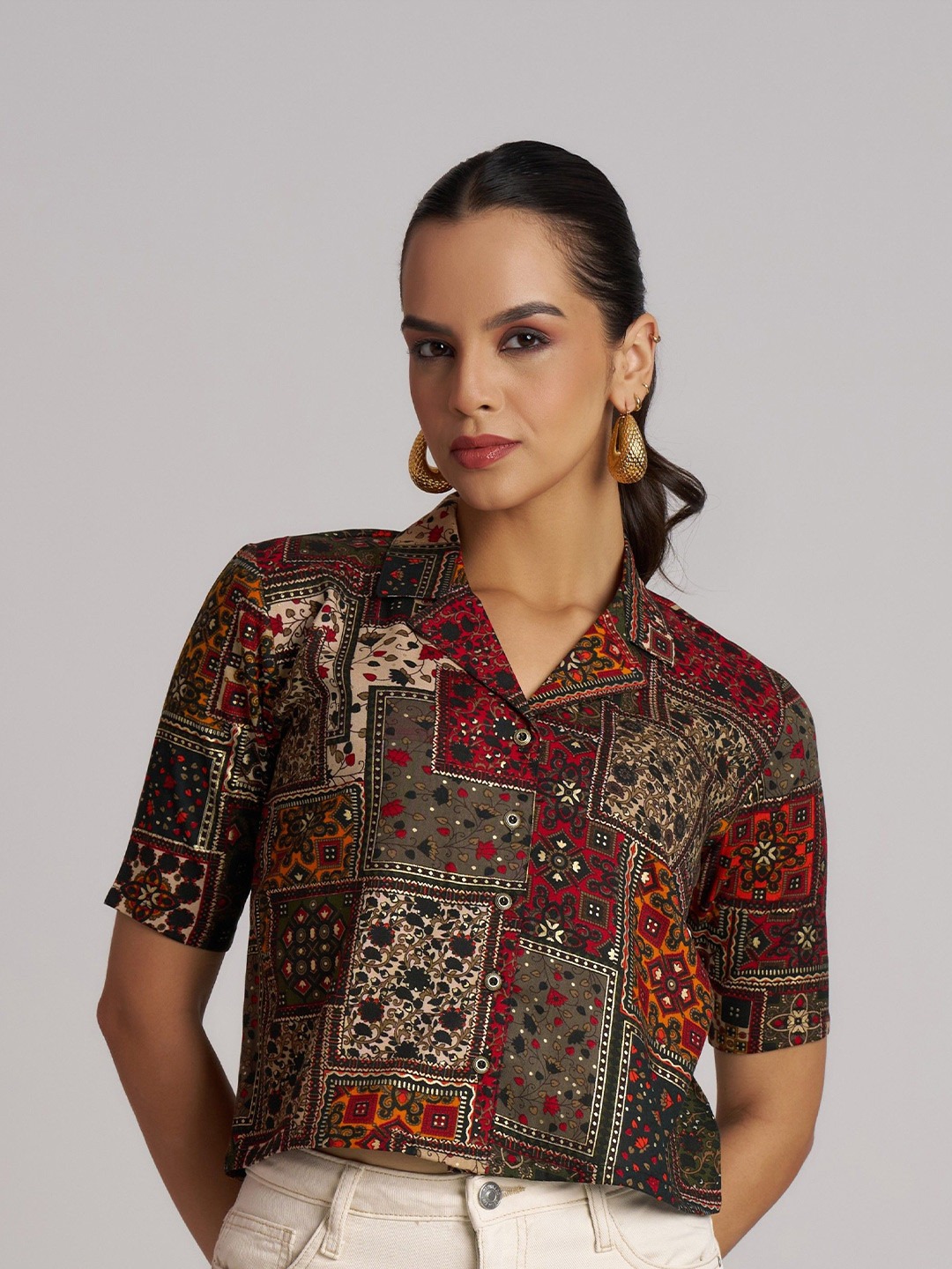 BerryBird Women Ethnic Printed Cuban Collar Pure Cotton Crop Shirt Style Top