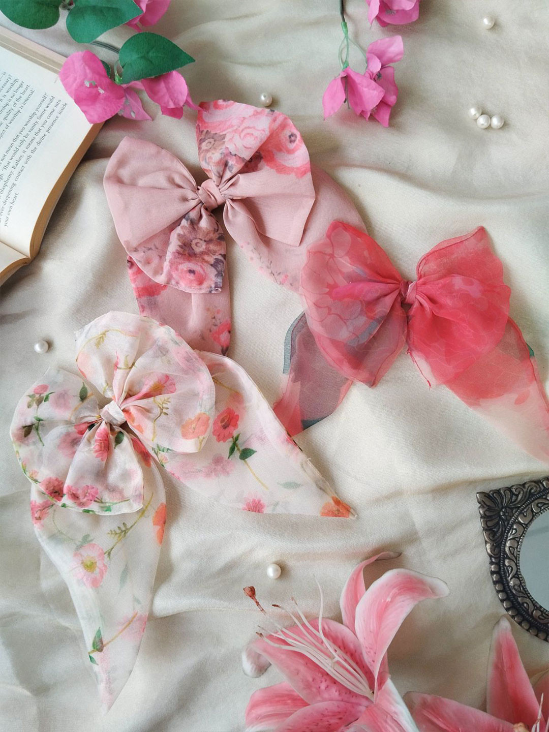 LABEL KANUPRIYA Women Set of 3 Hair Bow Clip