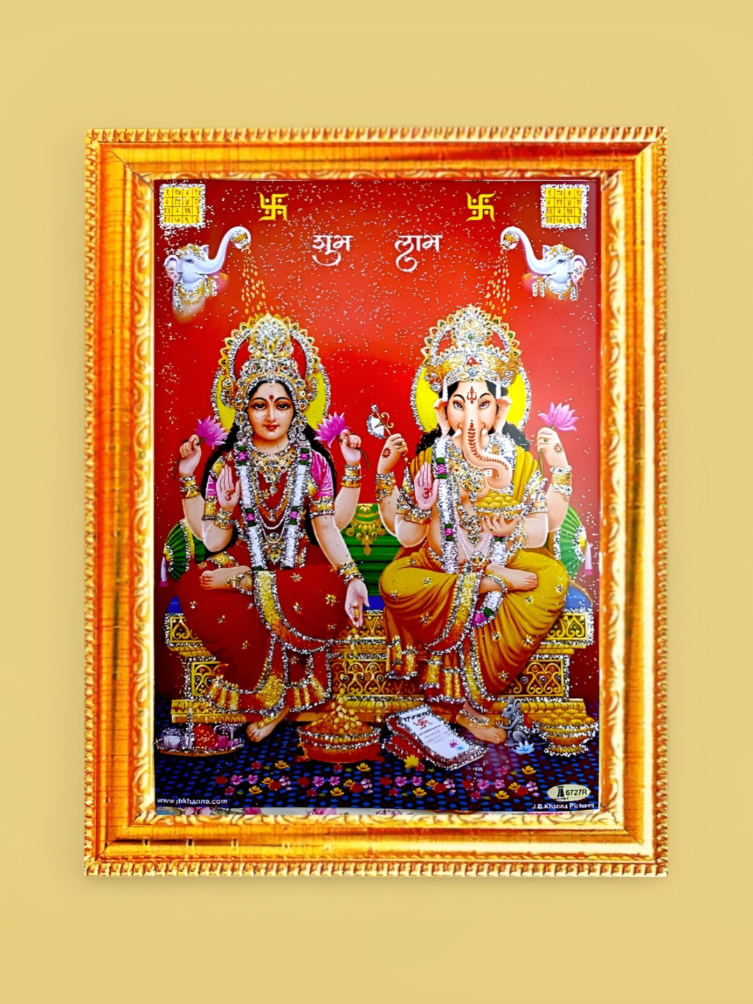 SUNINOW Gold-Toned & Red Laxmi Ganesh Wooden Wall Photo Frames