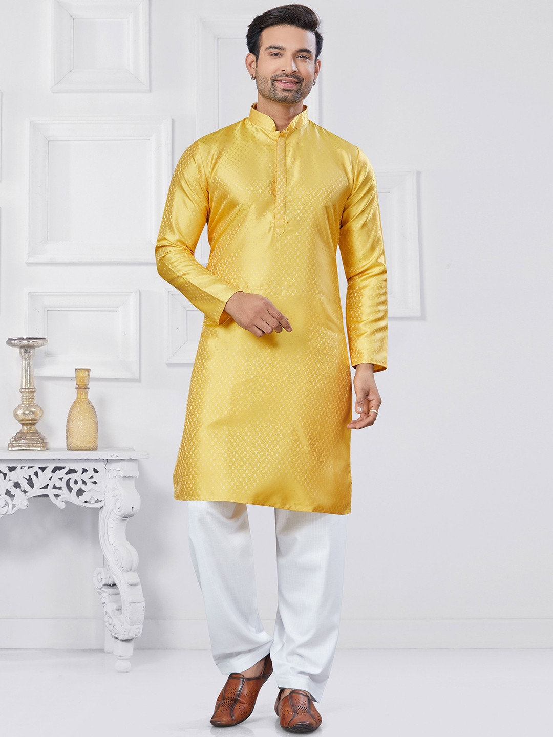 OUTLUK Floral Yoke Design Mandarin Collar Pure Silk Straight Kurta With Trousers