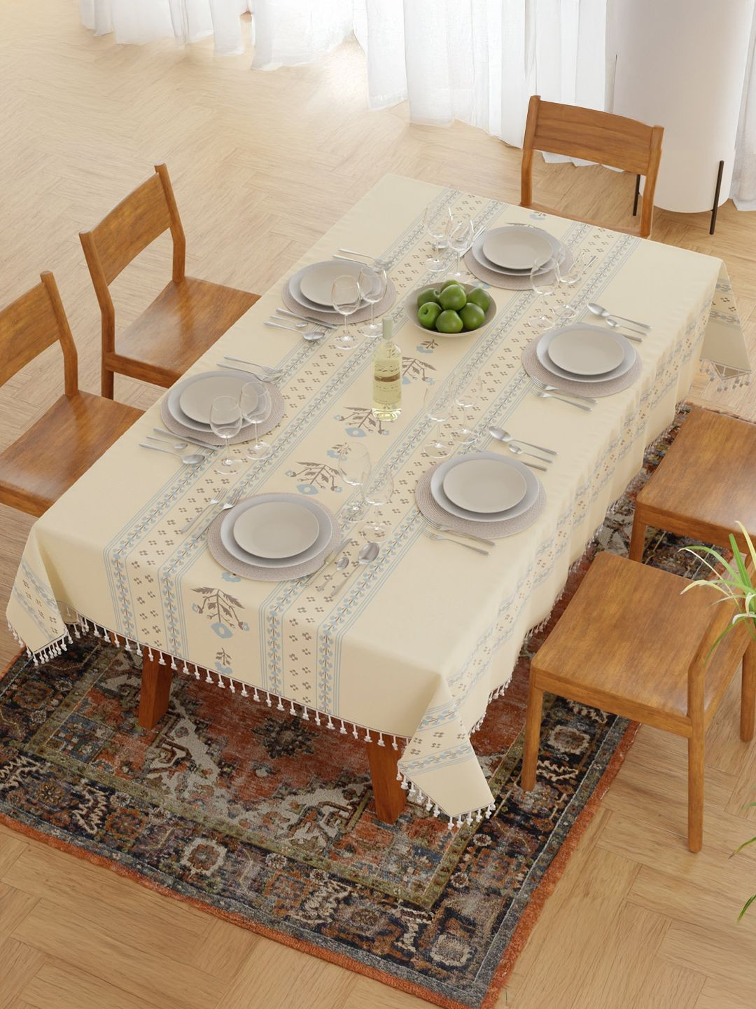 URBAN SPACE Cream-Coloured & Blue Floral Anti-Slip Rectangle 6-Seater Table Cover