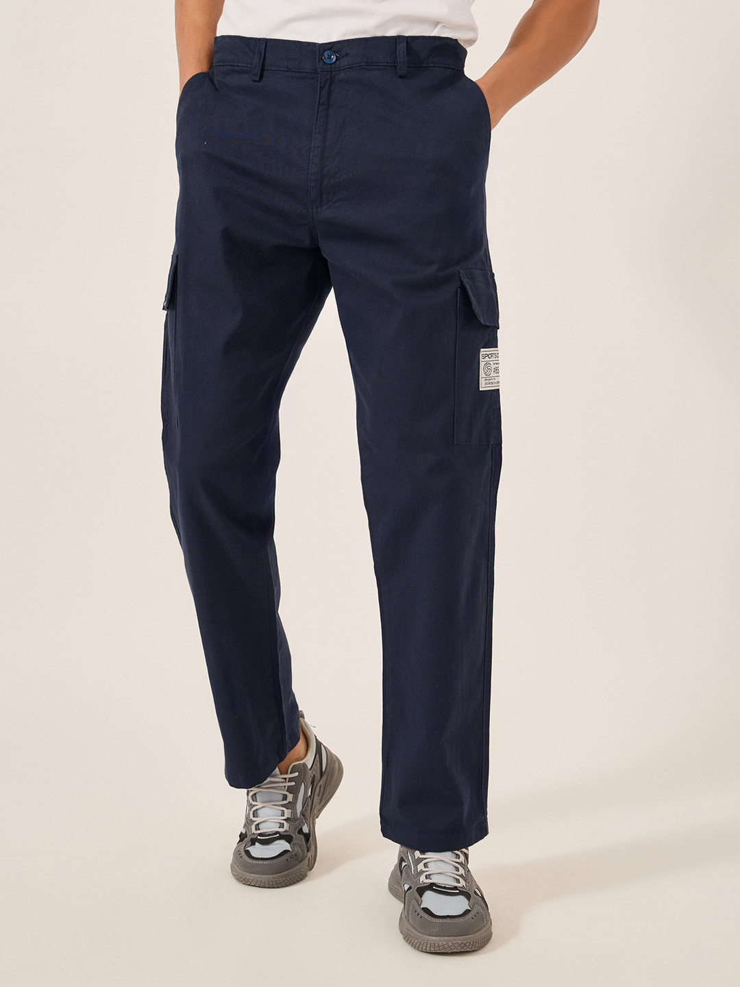 Styli Men Relaxed Fit Cargo Trouser With Badge
