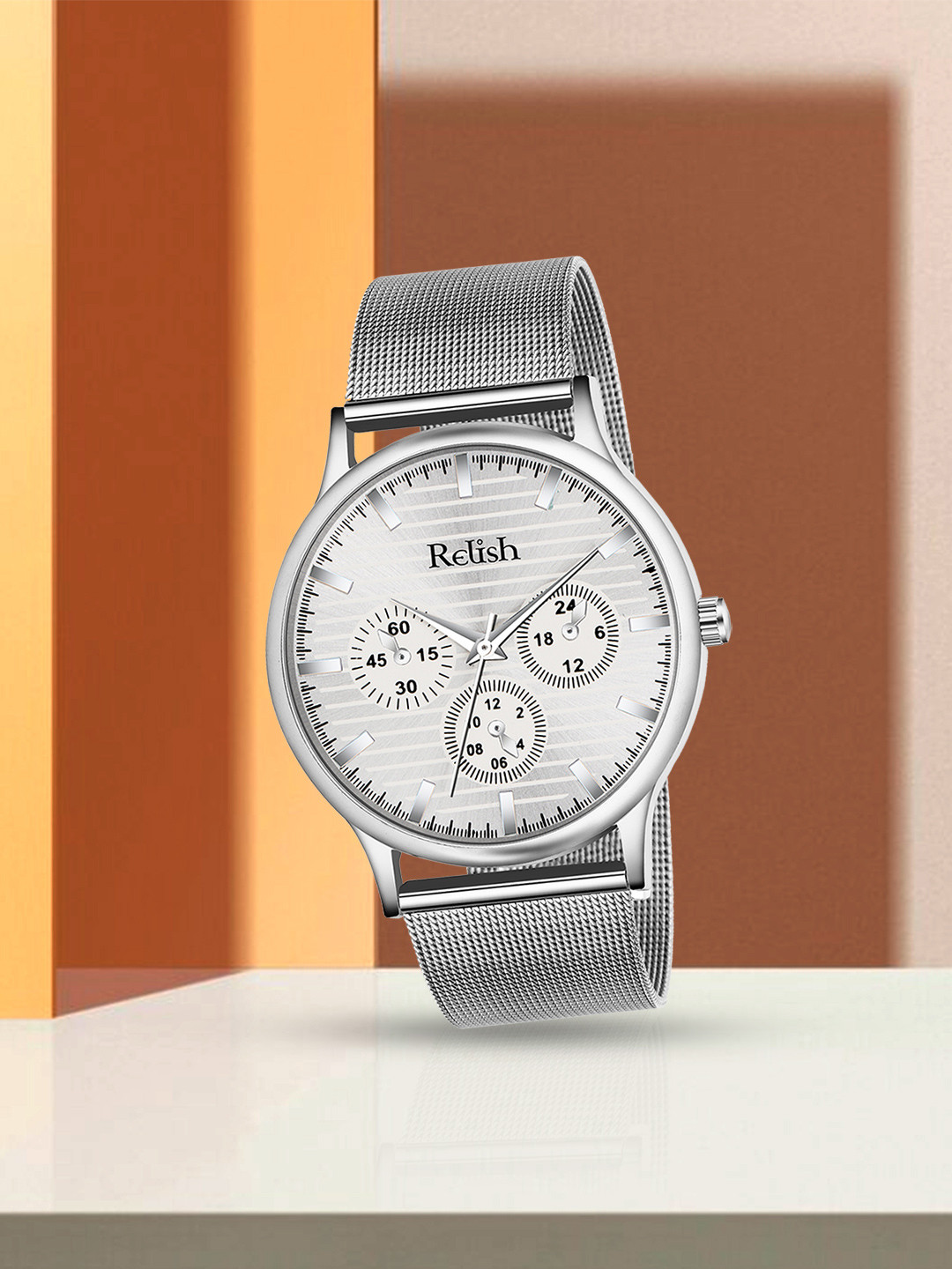 Relish Men Dial & Stainless Steel Straps Analogue Watch RE-NW2005