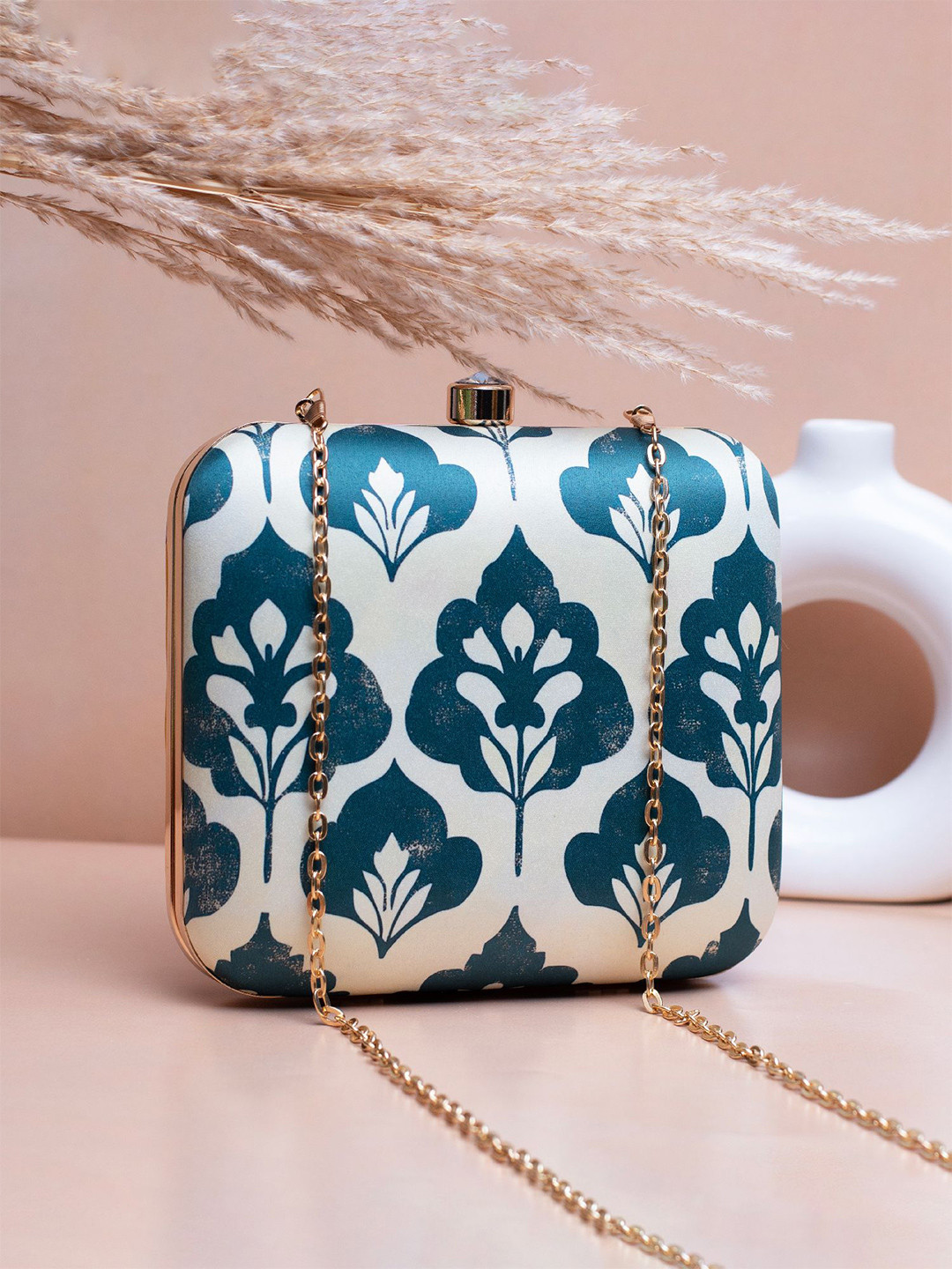 ARTKLIM Leaf Printed Shoulder Strap Box Clutch
