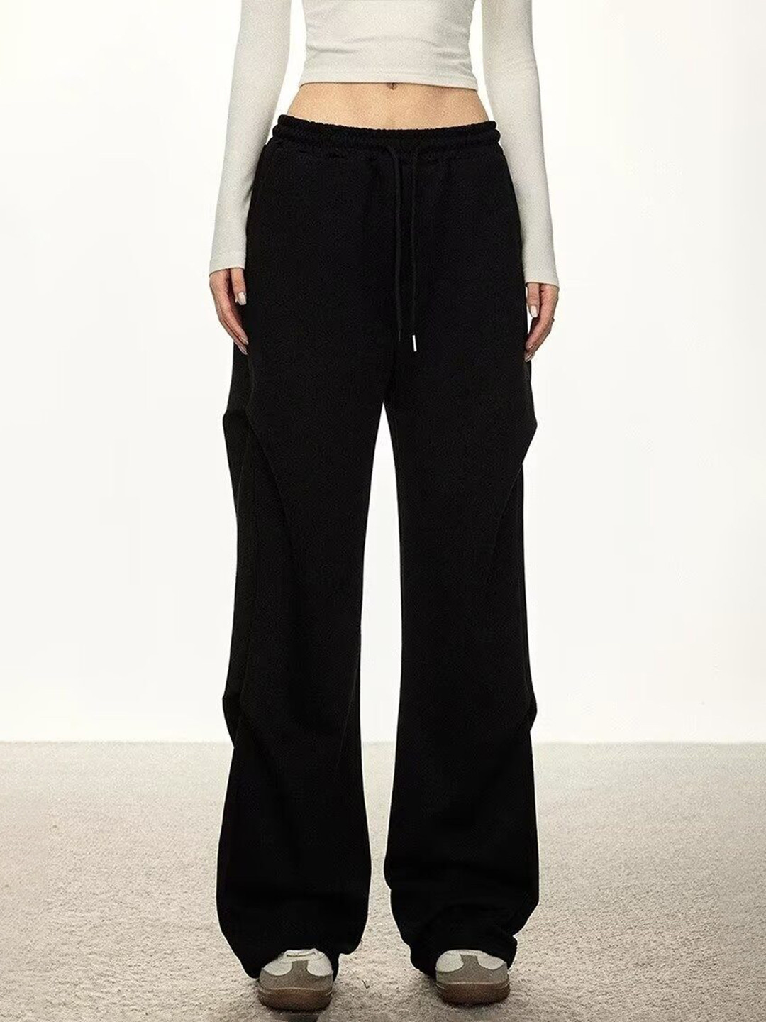 Outzidr Pin Tucked Black Joggers