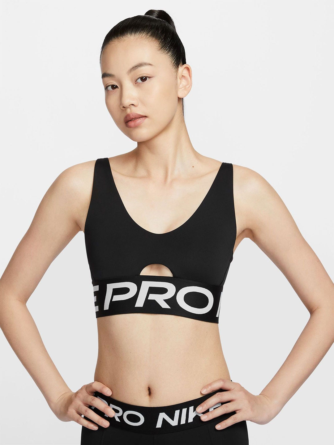 Nike Pro Indy Plunge Women's Medium-Support Padded Sports Bra