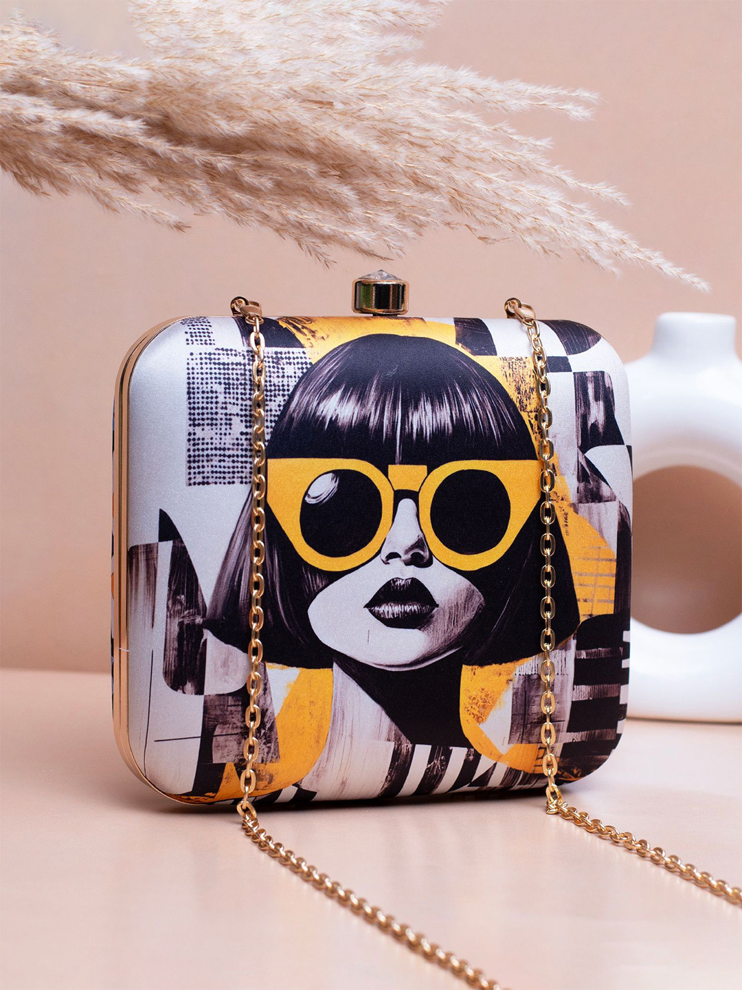 ARTKLIM Modern Girl Portrait Printed Shoulder Strap Box Clutch