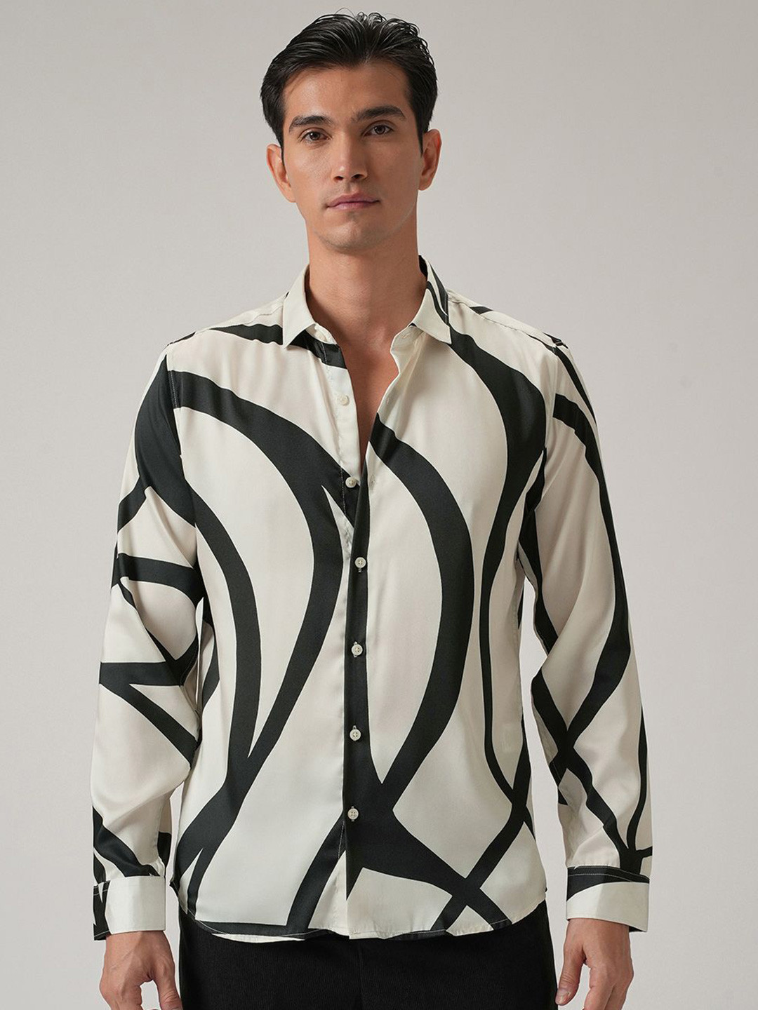 Banana Club Men Flow Line Printed Classic Slim Fit Casual Shirt