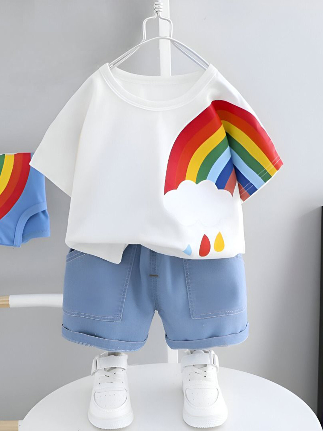 Googo Gaaga Boys Rainbow Printed Round Neck Pure Cotton T-shirt With Shorts