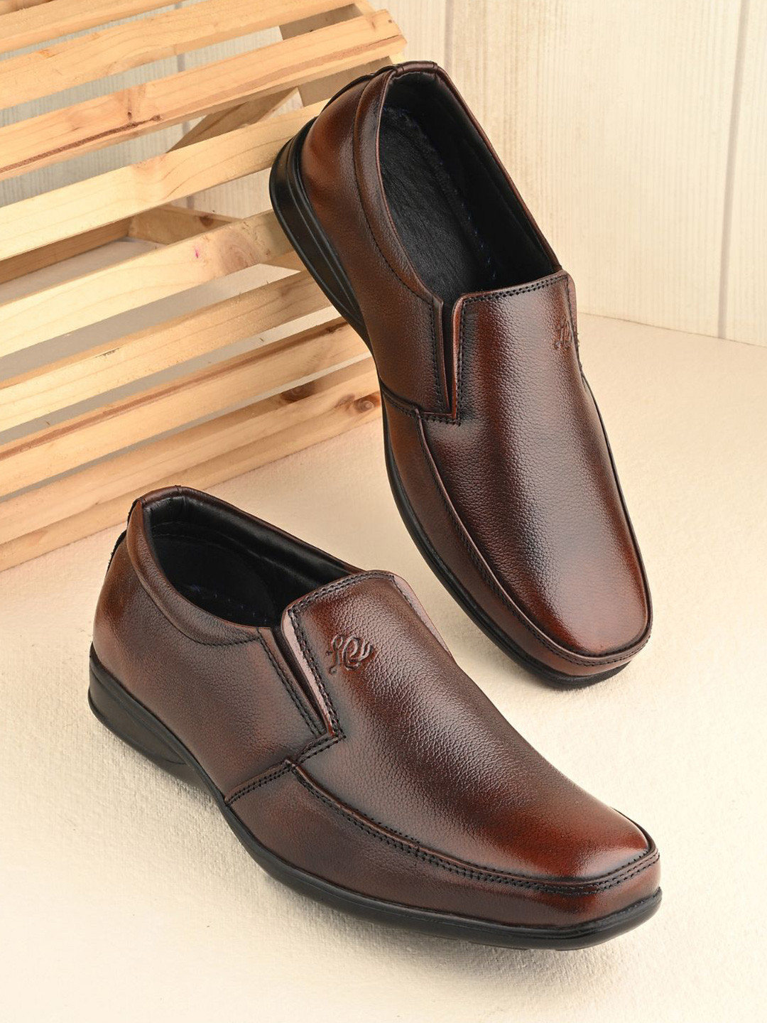 Butello Men PU Sneakers