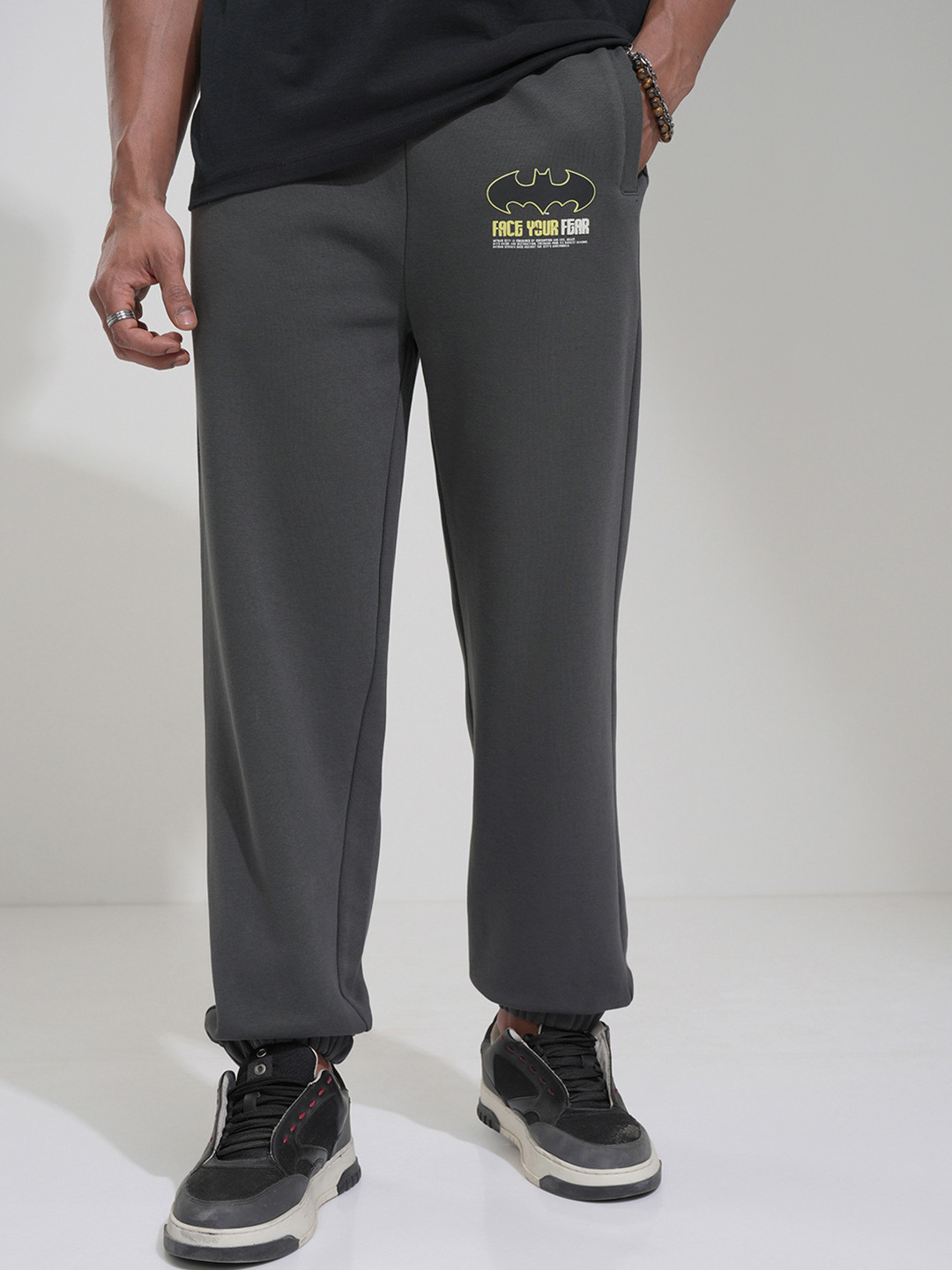 HIGHLANDER Warner Bros House Of The Dragon Men Batman Relaxed Fit Joggers