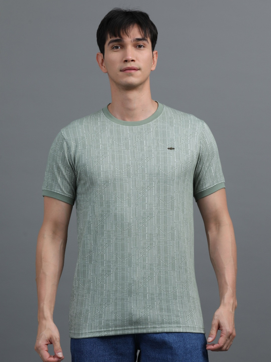 BLUE ARC Men T-shirt