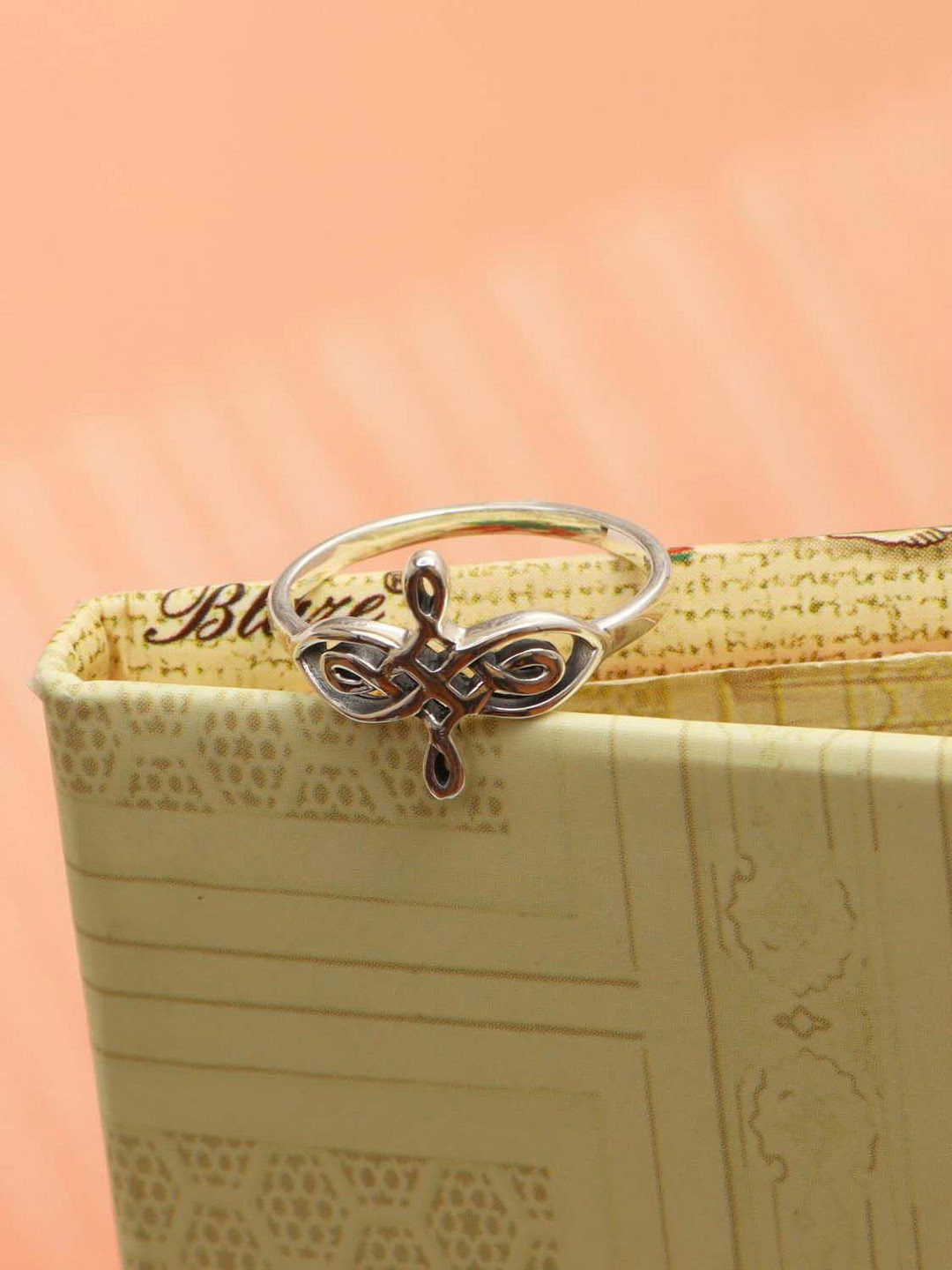 LeCalla 925 Celtic Knot Cross Heart Eternity Wedding Finger Rings